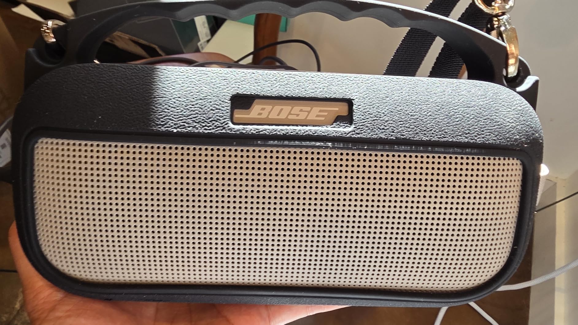 Bose SoundLink Flex Bluetooth Speaker (2nd Gen) - Portable Outdoor Speaker with Hi-Fi Audio, Waterproof and Dustproof, USB-C, Up to 12 Hours Battery Life, Blue Dusk - Customer Photo 2