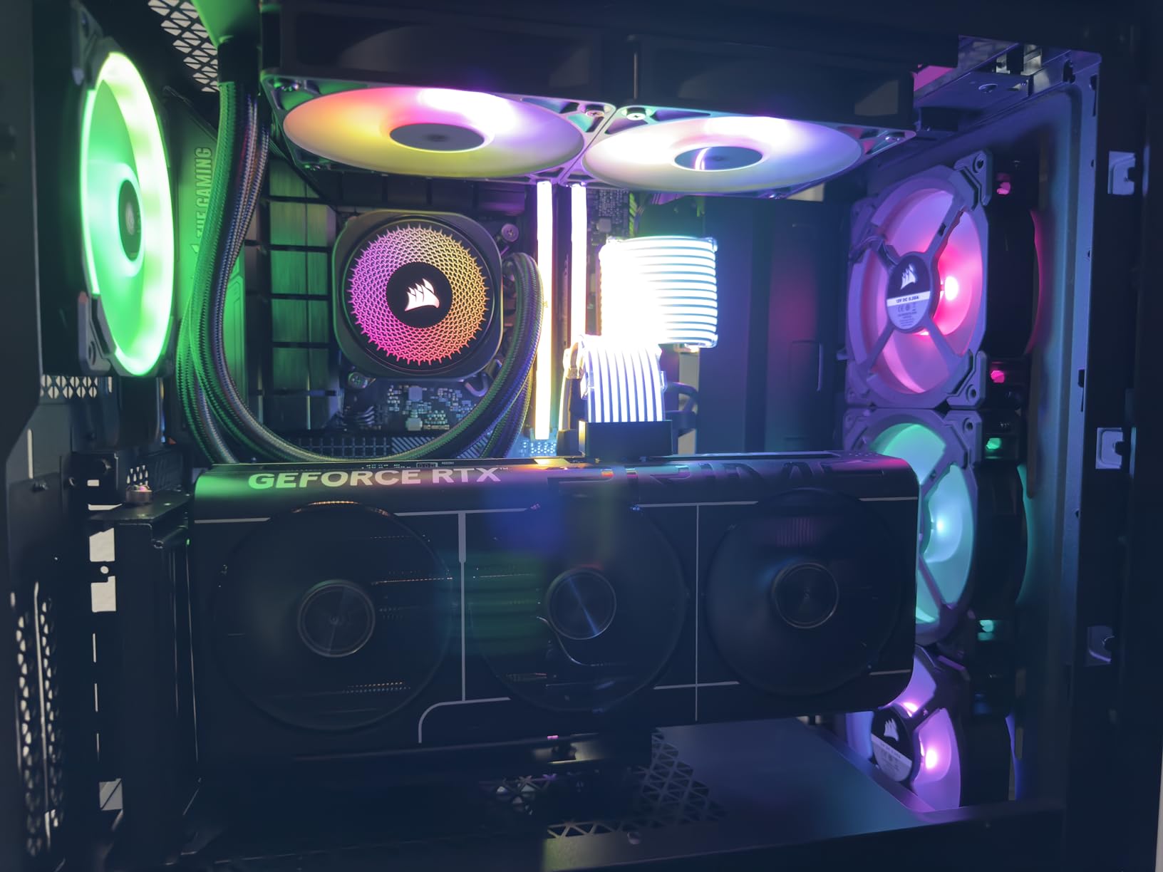 CORSAIR Nautilus 240 RS ARGB Liquid CPU Cooler – 240mm AIO – Low-Noise – Direct Motherboard Connection – Daisy-Chain – Intel LGA 1851/1700, AMD AM5/AM4 – 2X RS120 ARGB Fans Included – Black - Customer Photo 1