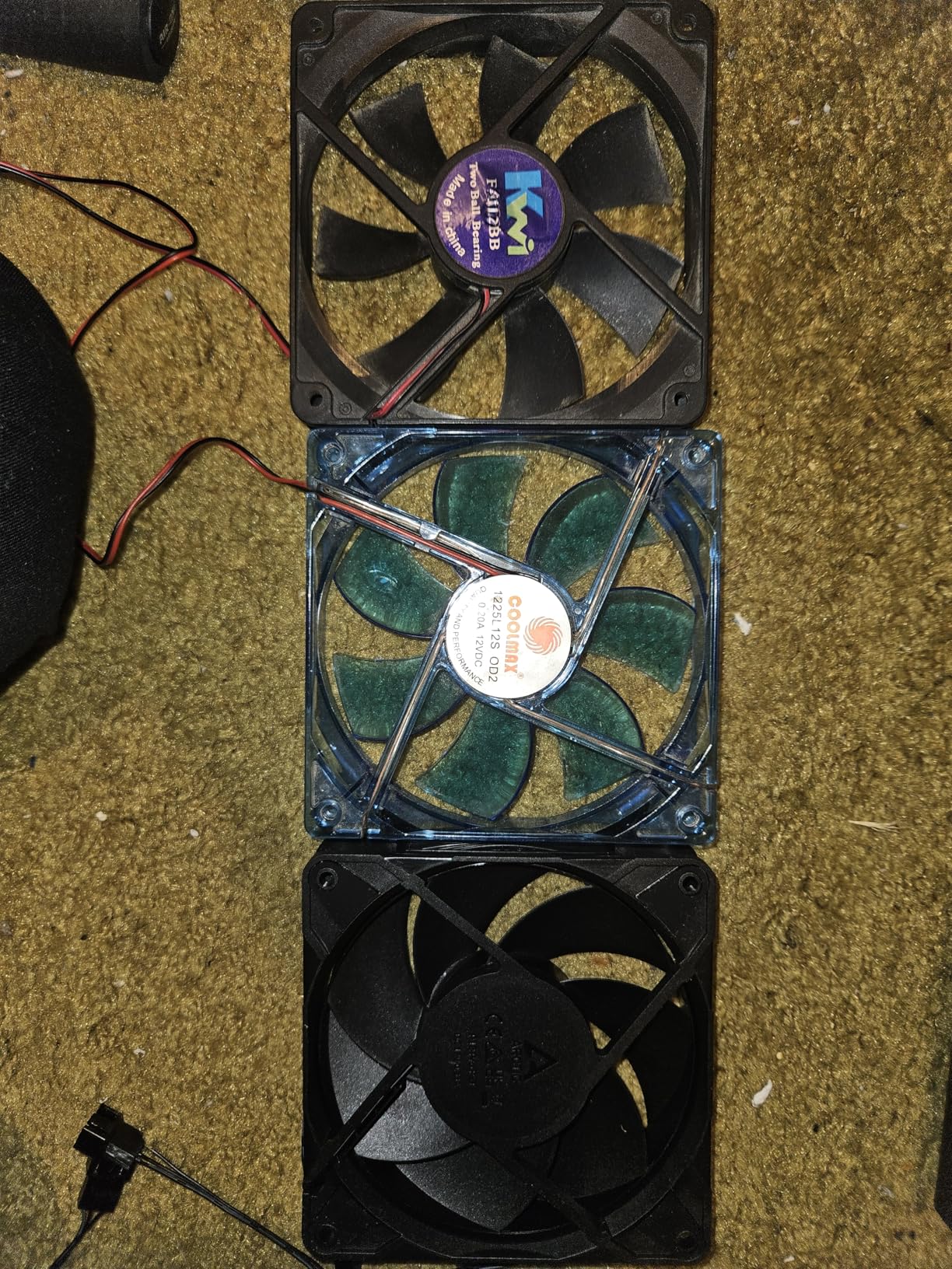 ARCTIC P12 Pro PST - 5 Pack - Powerful Premium Fan, 120 mm PWM Fan with Y-Cable Splitter, 600-3000 RPM, 0 RPM <5% PWM, Fluid Dynamic Bearing, 4-Pin - Black - Customer Photo 2