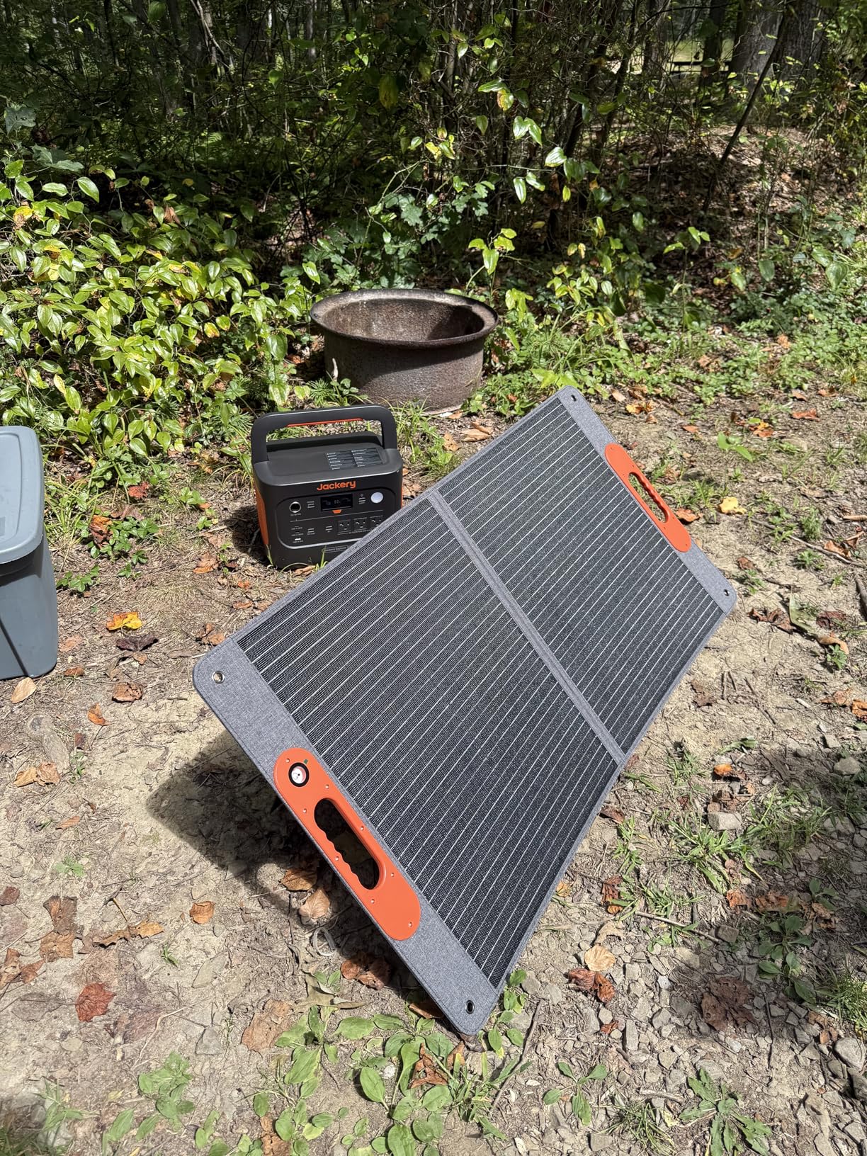 200W Portable Solar Panel for Power Station, 24% High Efficiency ETFE Foldable Solar Panel Charger, QC3.0, Type-C 60W, MC4 Output, IP65 Waterproof, for Outdoor Camping, RV, Emergency Power Supply customer photo 1