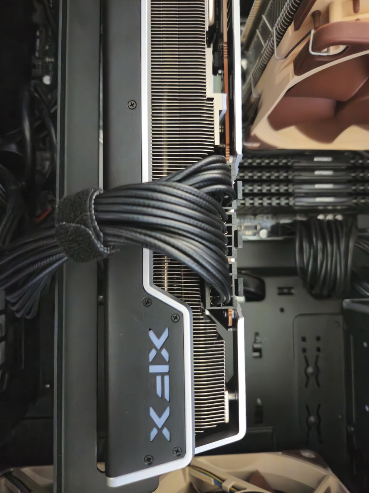 XFX Speedster SWFT210 Radeon RX 7600 Graphics Card with 8GB GDDR6 HDMI 3xDP, AMD RDNA 3 RX-76PSWFTFA - Customer Photo 1