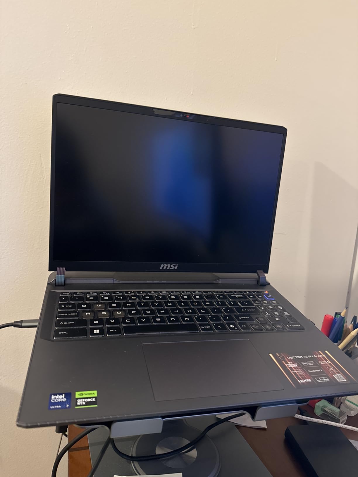 MSI Vector 16 HX AI 16 MSI Vector 16 HX AI 16