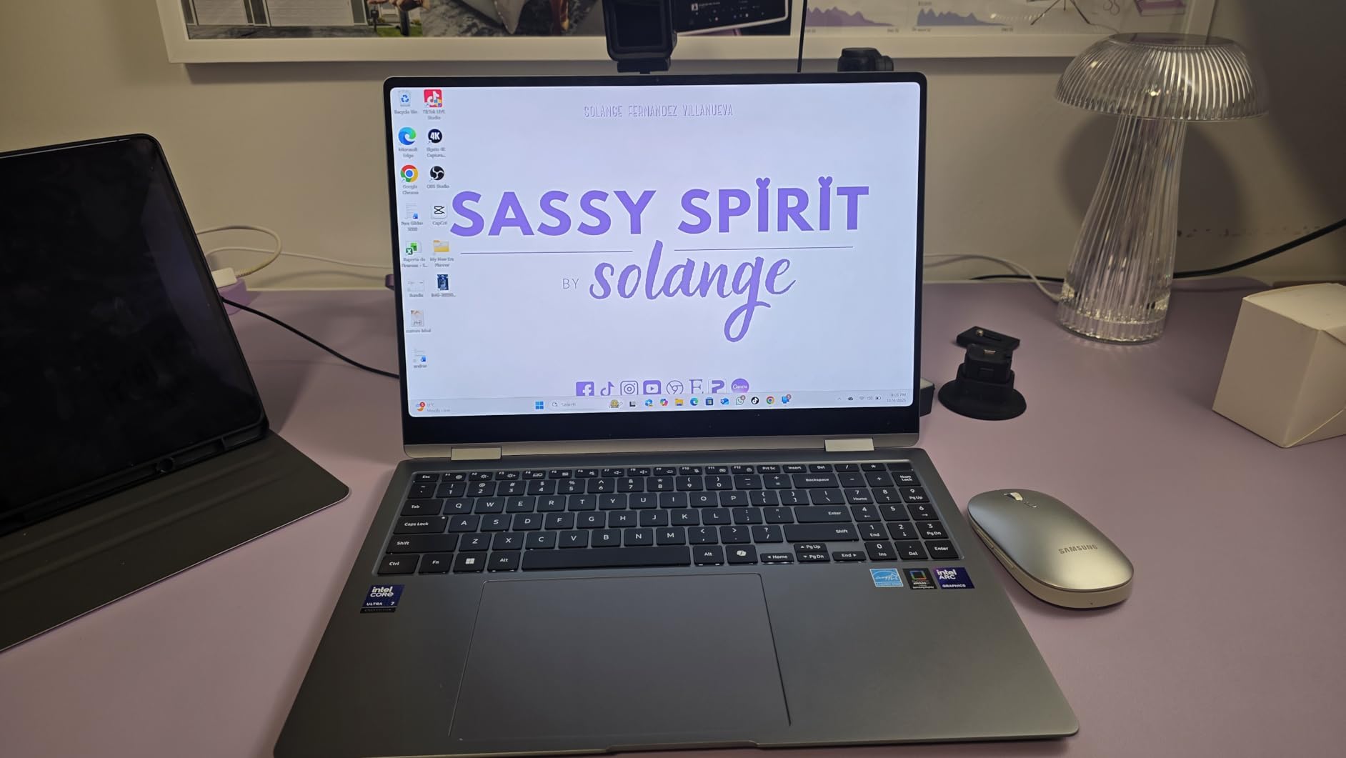 Samsung 15.6
