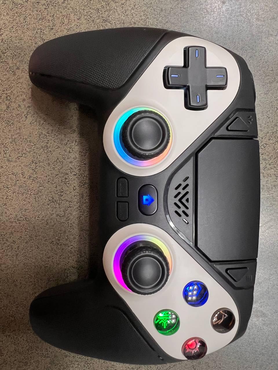 Gamrombo LED Wireless Controller for PS5, Compatible with PS5 Pro/Slim/PC, Dual Vibration, Macro/Turbo Function, 3.5mm Audio Jack, 6-Axis Motion Contro Gamepad with Speaker Customer Review Gamrombo LED Wireless Controller for PS5, Compatible with PS5 Pro/Slim/PC, Dual Vibration, Macro/Turbo Function, 3.5mm Audio Jack, 6-Axis Motion Contro Gamepad with Speaker - Customer Photo 1