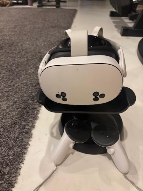 Meta Quest 3S 128GB | VR Headset — Thirty-Three Percent More Memory — 2X Graphical Processing Power — Virtual Reality Without Wires — Exclusive Gorilla Tag Bundle and Instant Access to 40+ Games - Customer Photo 1