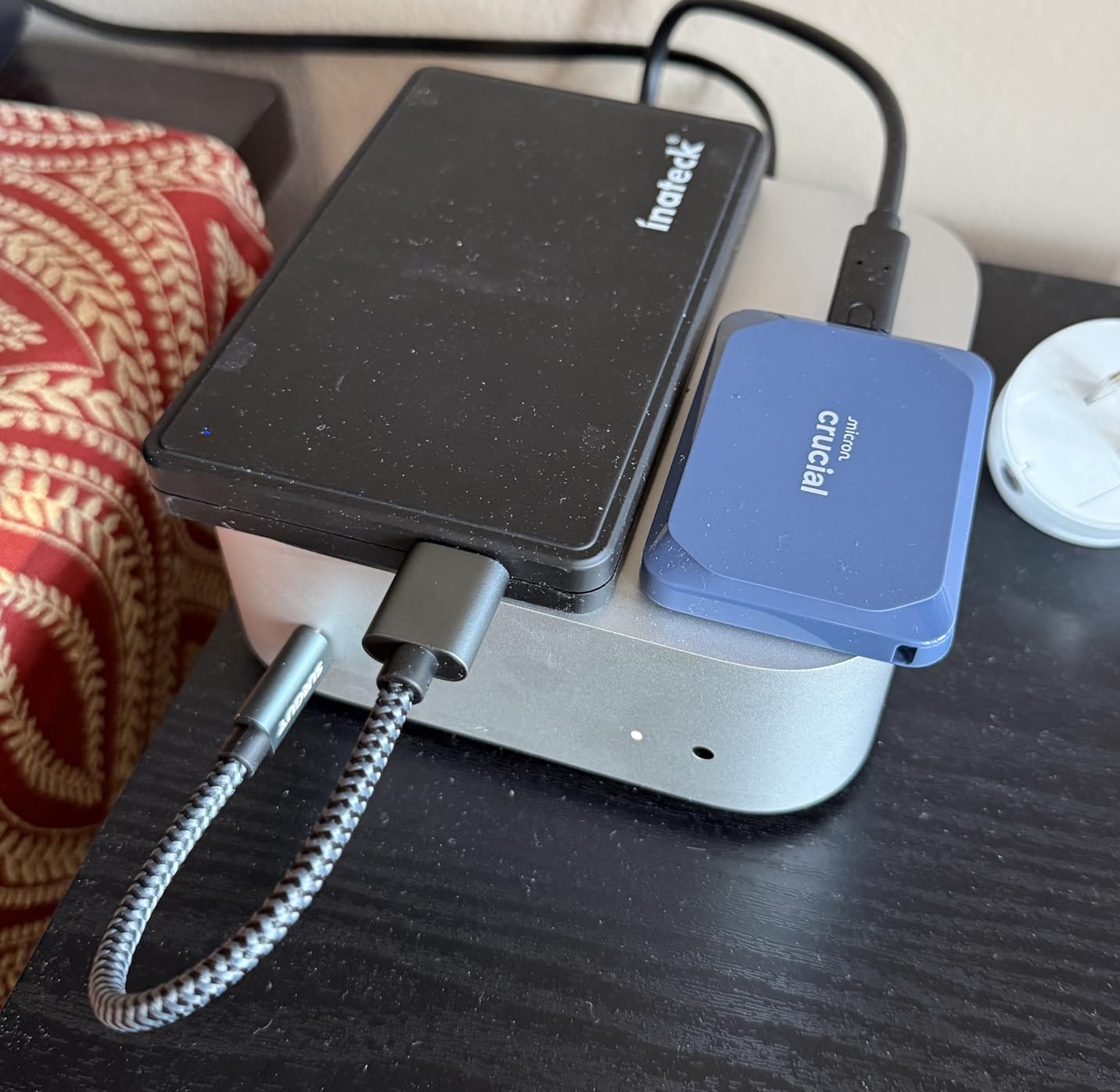 Crucial X10 2TB Portable SSD, Up to 2,100MB/s, USB 3.2 USB-C, External Solid State Drive, Compatible with Windows, Mac & Android, Durable Storage for Games, Photos & Files, Blue - CT2000X10SSD9-02 customer photo 1