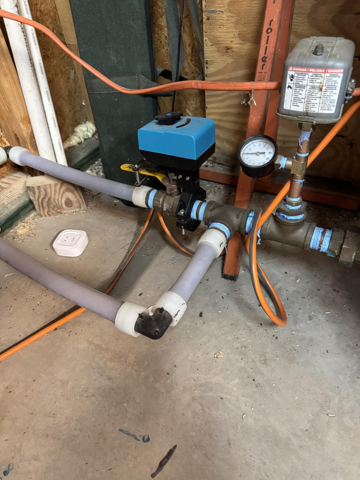 YoLink Local Hub, Smart Home: Battery Backup, Local API, Matter-Compatible, Local Automation, Seamless Plug & Play Installation, Ideal for Remote & Urban Residences, 1/4 Mile Extended Range - Customer Photo 2
