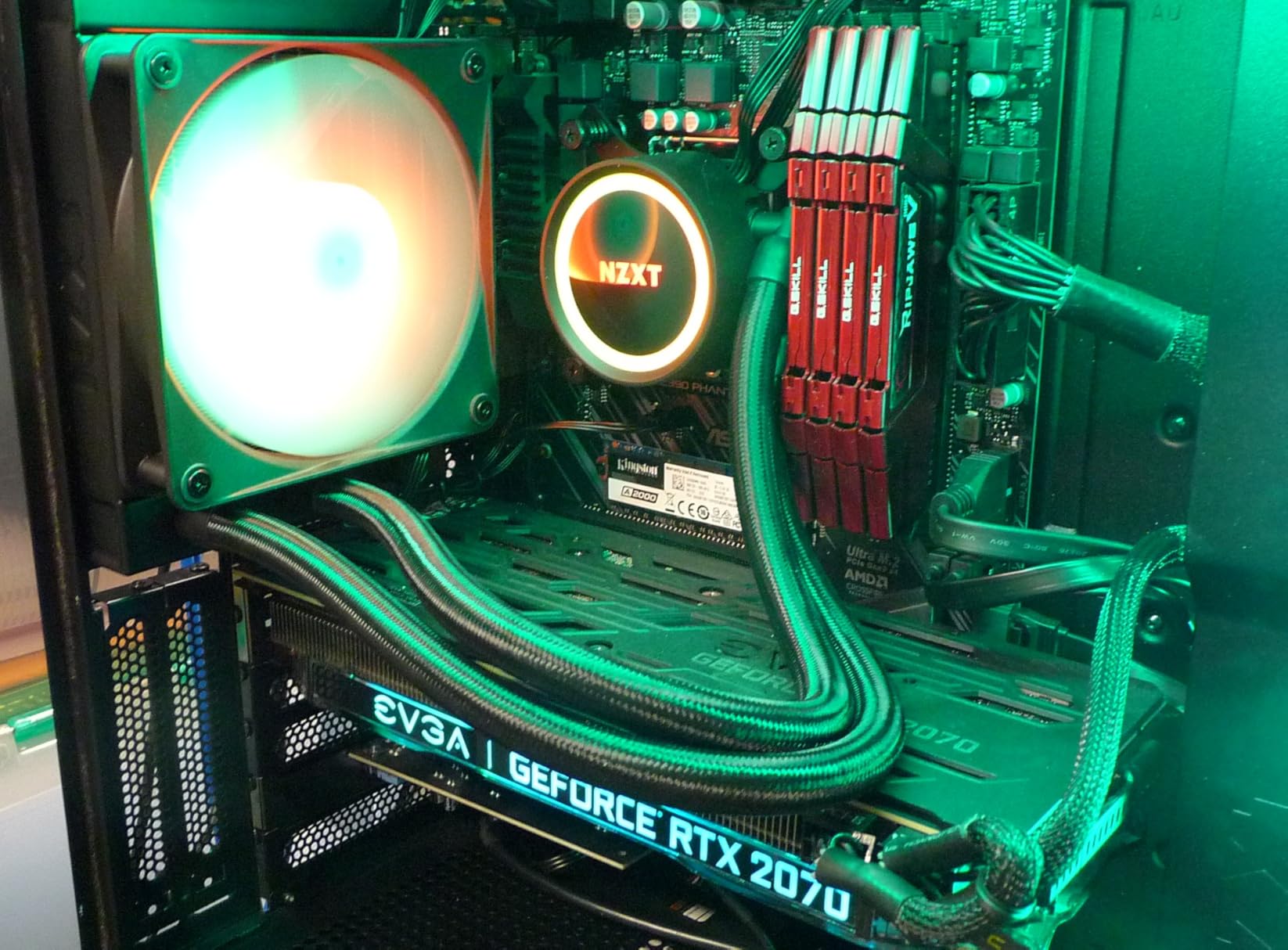 NZXT Kraken Plus 240 - AIO CPU Liquid Cooler - 240mm Radiator - 2 x F120P Fans - Customizable 1.54