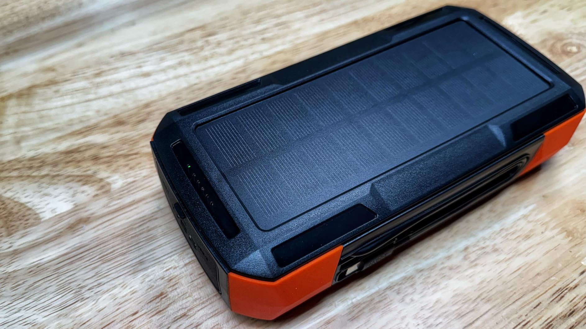 Solar Charger Power Bank 73200mAh, Portable Laptop Charger with 100W USB-C in/Output, Built-in Cables, Hand Crank Power Bank for Mobile Phones, Ideal for Outdoor Use with SOS/Strobe/Strong (orange) - Customer Photo 1