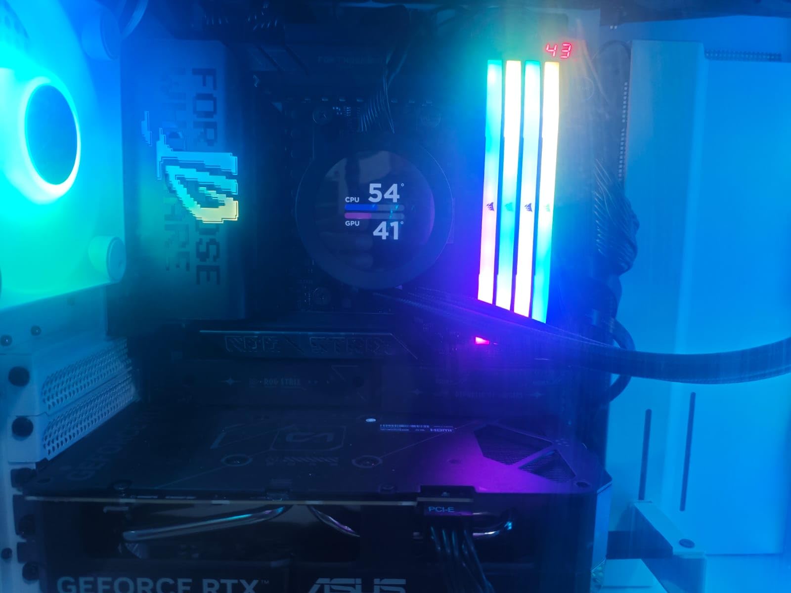 AMD Ryzen 7 7800X3D 8-Core, 16-Thread Desktop Processor customer photo 1