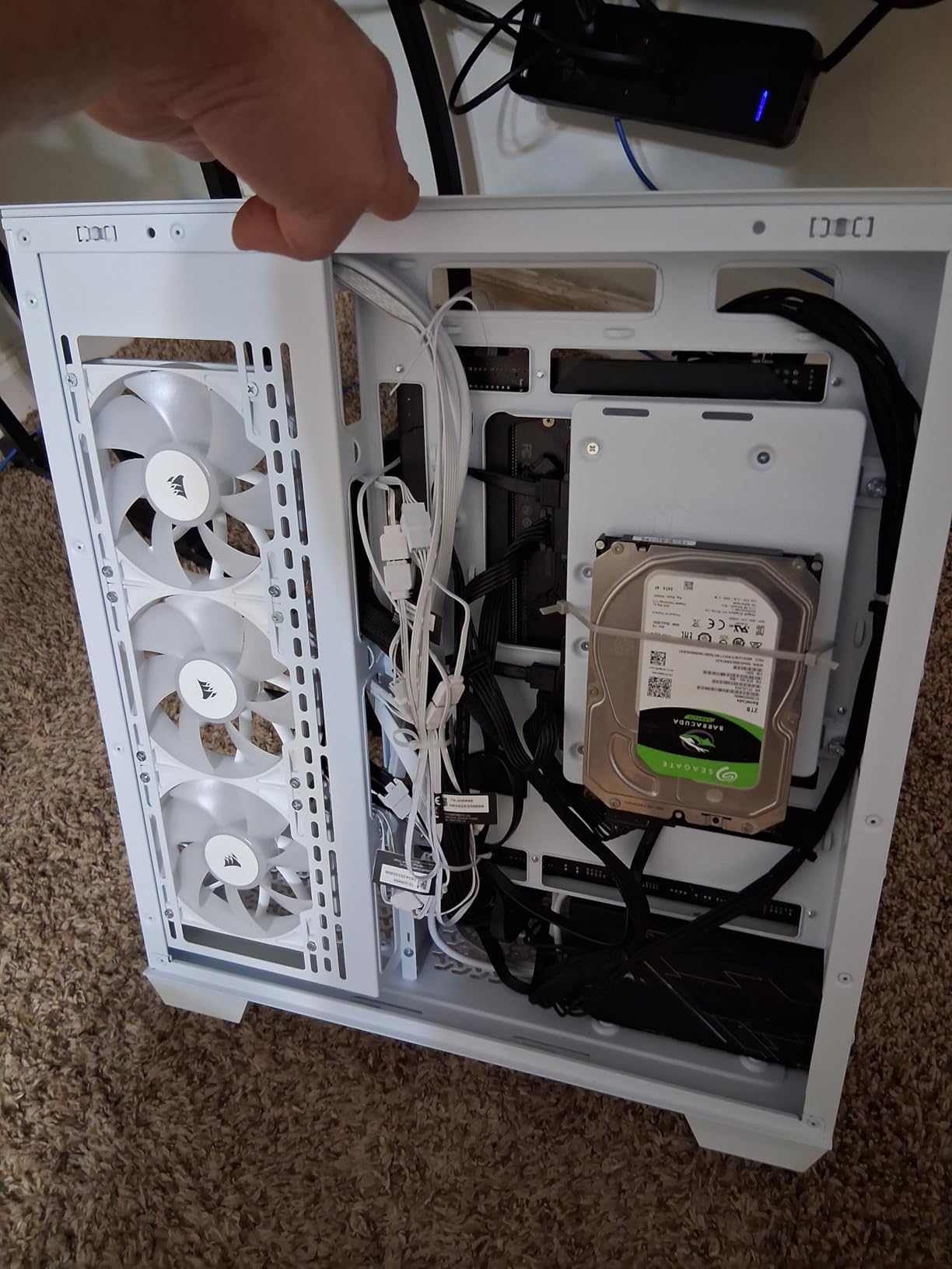 CORSAIR 3500X ARGB Mid-Tower ATX PC Case – Panoramic Tempered Glass – Reverse Connection Motherboard Compatible – 3X CORSAIR RS120 ARGB Fans Included – White Customer Review CORSAIR 3500X ARGB Mid-Tower ATX PC Case – Panoramic Tempered Glass – Reverse Connection Motherboard Compatible – 3X CORSAIR RS120 ARGB Fans Included – White - Customer Photo 2