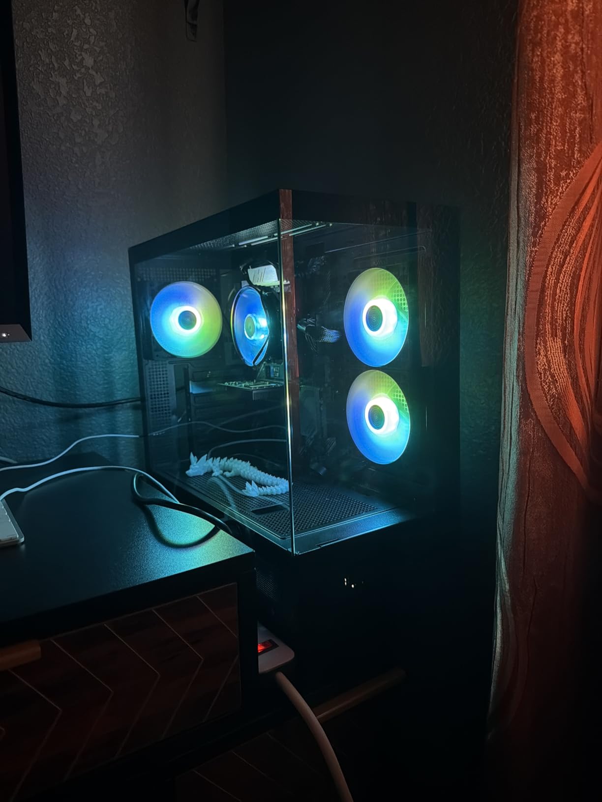 MONTECH XR-B, ATX Mid-Tower PC Gaming Case, 3x120mm ARGB PWM Fans Pre-Installed, Full-View Dual Tempered Glass Panel, Wood-Grain Design I/O Interface, Support 4090 GPUs, 360mm Radiator Support, Black Customer Review MONTECH XR-B, ATX Mid-Tower PC Gaming Case, 3x120mm ARGB PWM Fans Pre-Installed, Full-View Dual Tempered Glass Panel, Wood-Grain Design I/O Interface, Support 4090 GPUs, 360mm Radiator Support, Black - Customer Photo 1