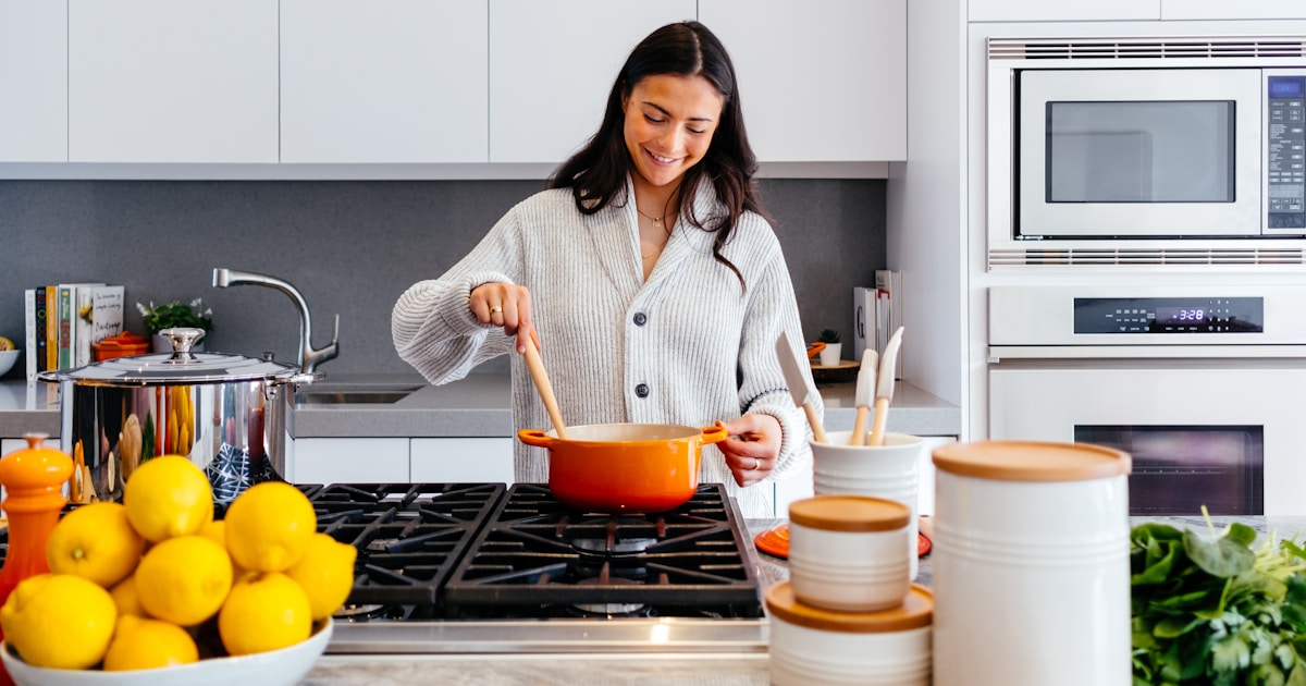 Best Smart Displays for Kitchens: 8 Top-Rated Models Tested