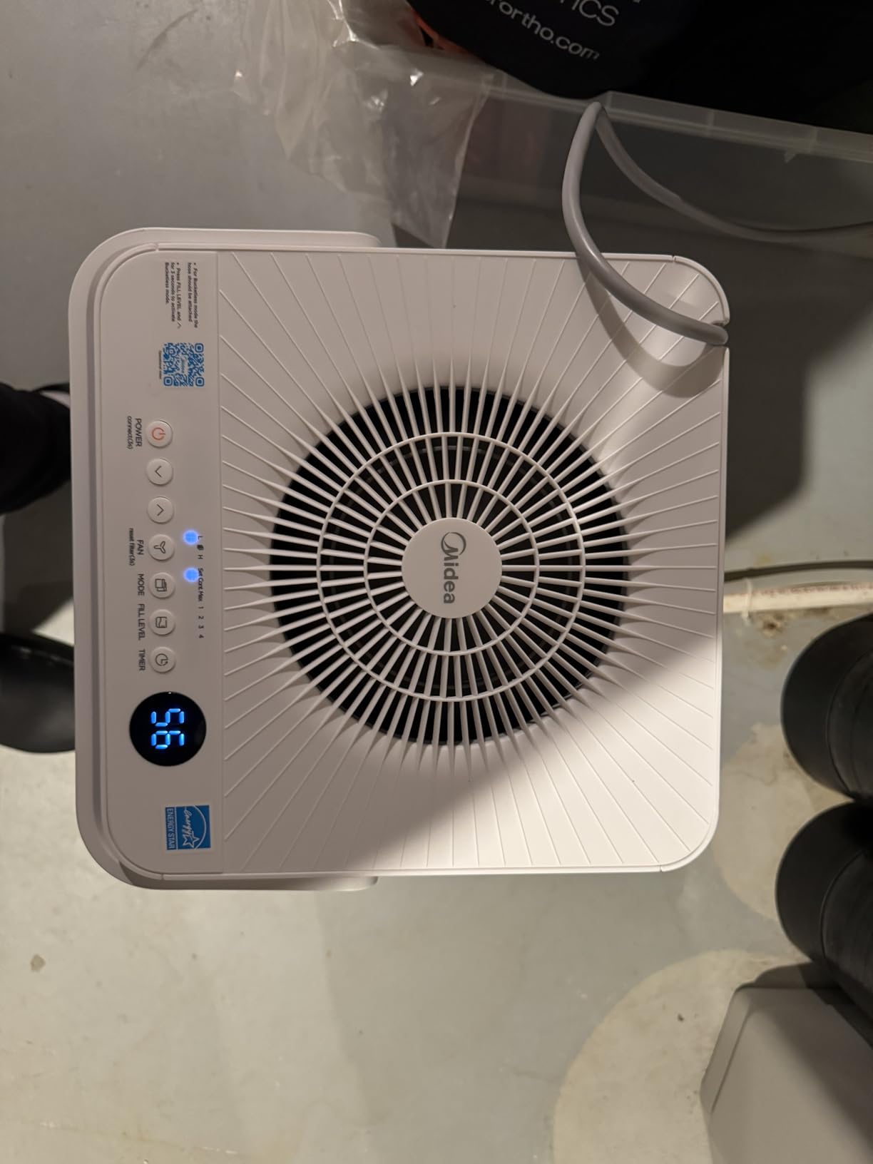 Midea Cube 20 Pint Dehumidifier for Basement, Up to 1,500 Sq. Ft. dehumidifier with drain hose, ENERGY STAR Certificated, Smart Control, Compatible with Alexa, White customer photo 2