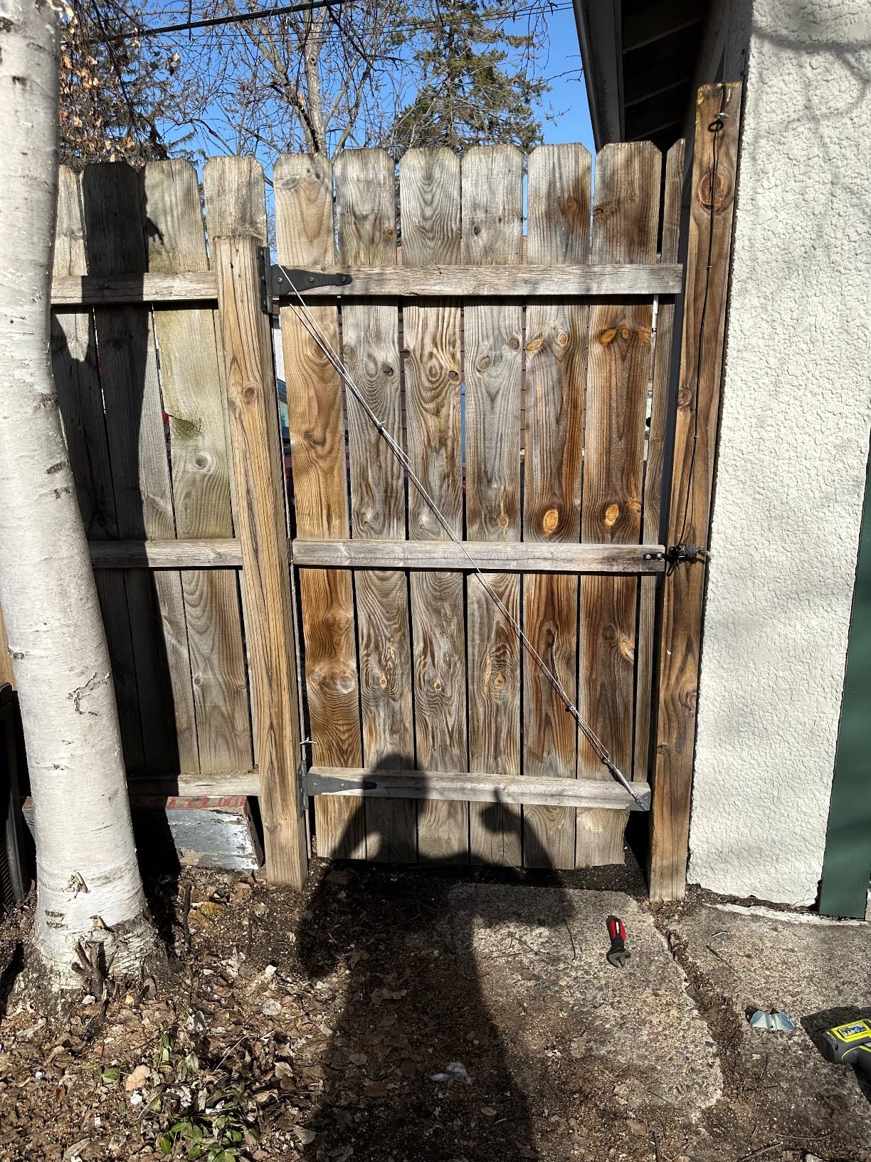 National Hardware N192-211 Anti-Sag Gate Kit, For Exterior Use, Coated with WeatherGuard Protection, Zinc-Plated customer photo 1
