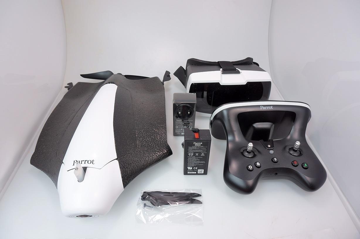 Parrot Disco FPV - Easy to fly fixed wing drone, up to 45 minutes of flight time, 50 mph top speed, FPV goggles customer photo 2