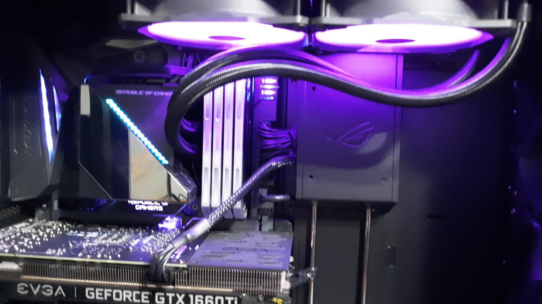 Asus ROG Ryuo 120 CPU Cooler with OLED Display and Aura Sync - Black customer photo 1