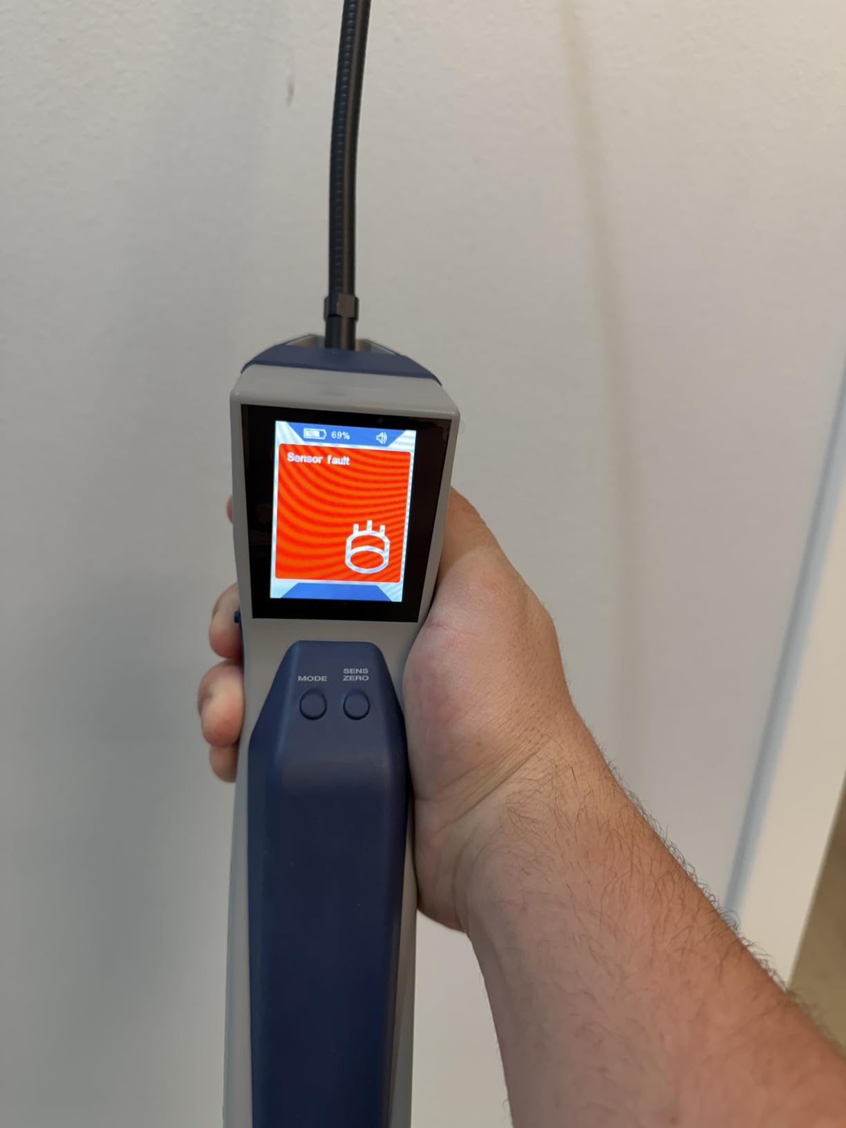 INFICON D-TEK Stratus Refrigerant Leak Detector and Portable Monitor, Model: 724-202-G1 customer photo 2