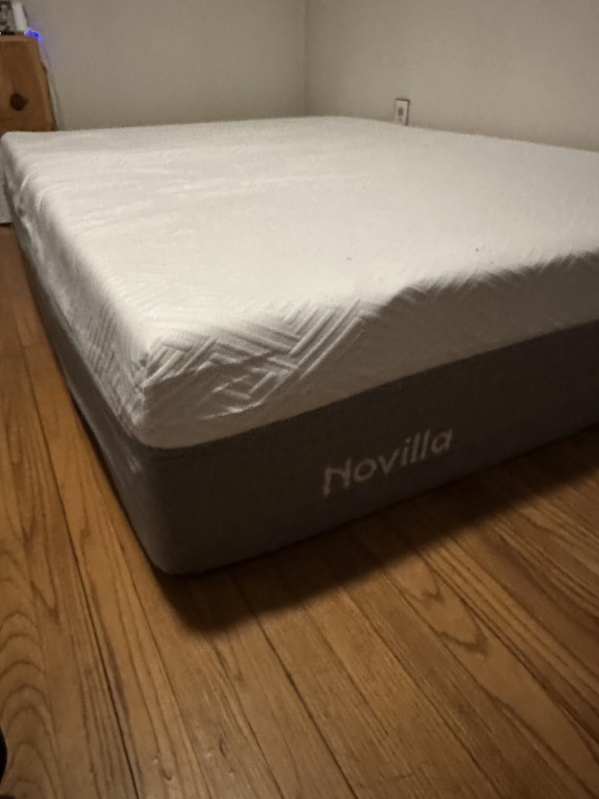 Novilla Bliss Queen Size Mattress, 12 Inch Gel Memory Foam Mattress Queen customer photo 2