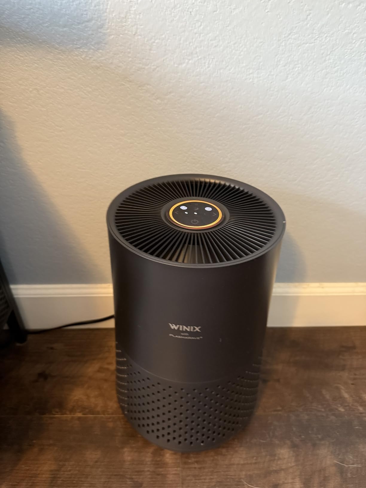 Winix A231 Air Purifier for Bedroom Up to 1110 Ft² in 1 Hr With Air Quality Monitor, True HEPA, Carbon Filter and Auto Mode, Captures Pet Allergies, Smoke, Dust customer photo 2