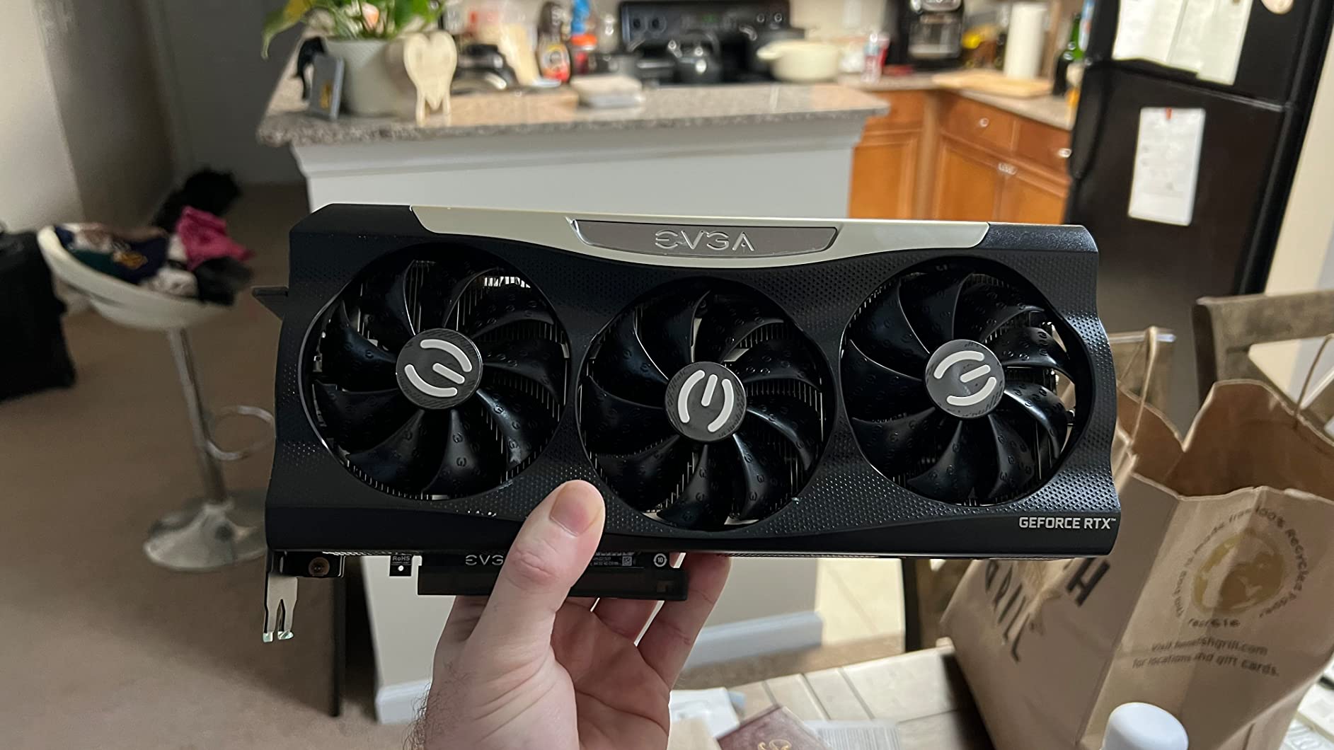 EVGA GeForce RTX 3090 FTW3 Ultra Gaming, 24GB GDDR6X, iCX3 Technology, ARGB LED, Metal Backplate, 24G-P5-3987-KR customer photo 1