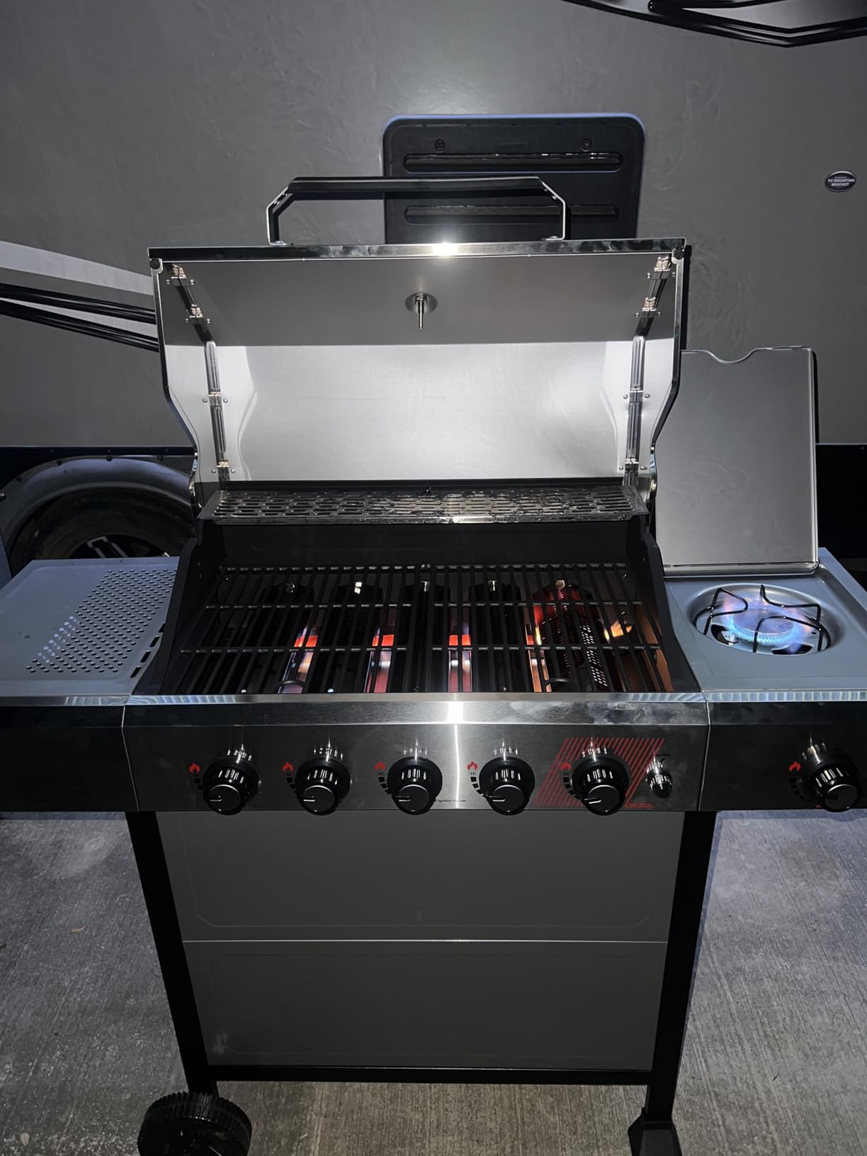Royal Gourmet GA5401T 5-Burner BBQ Propane Gas Grill with Side Burner customer photo 2