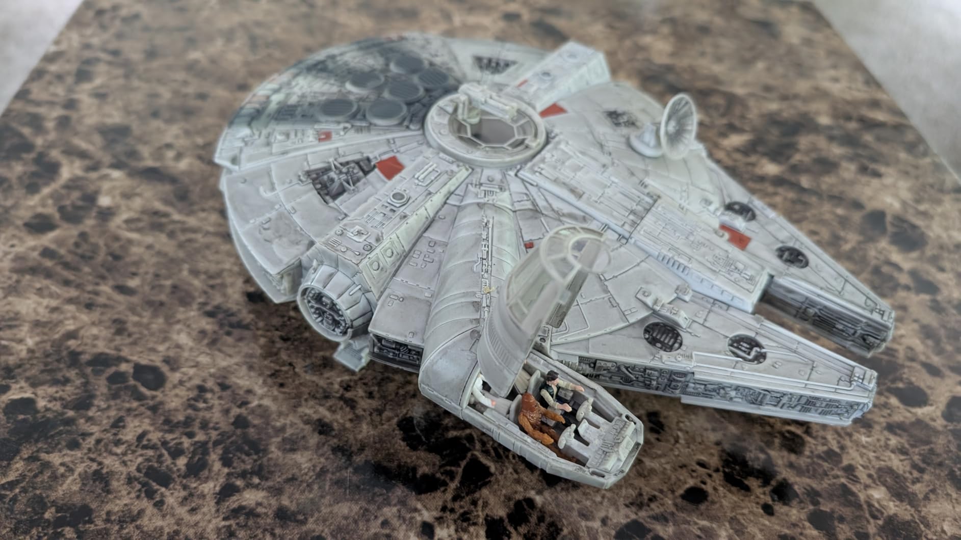 Star Wars Micro Galaxy Squadron Millennium Falcon - 9-Inch Assault Class Vehicle with Four 1-Inch Micro Figure Accessories customer photo 2