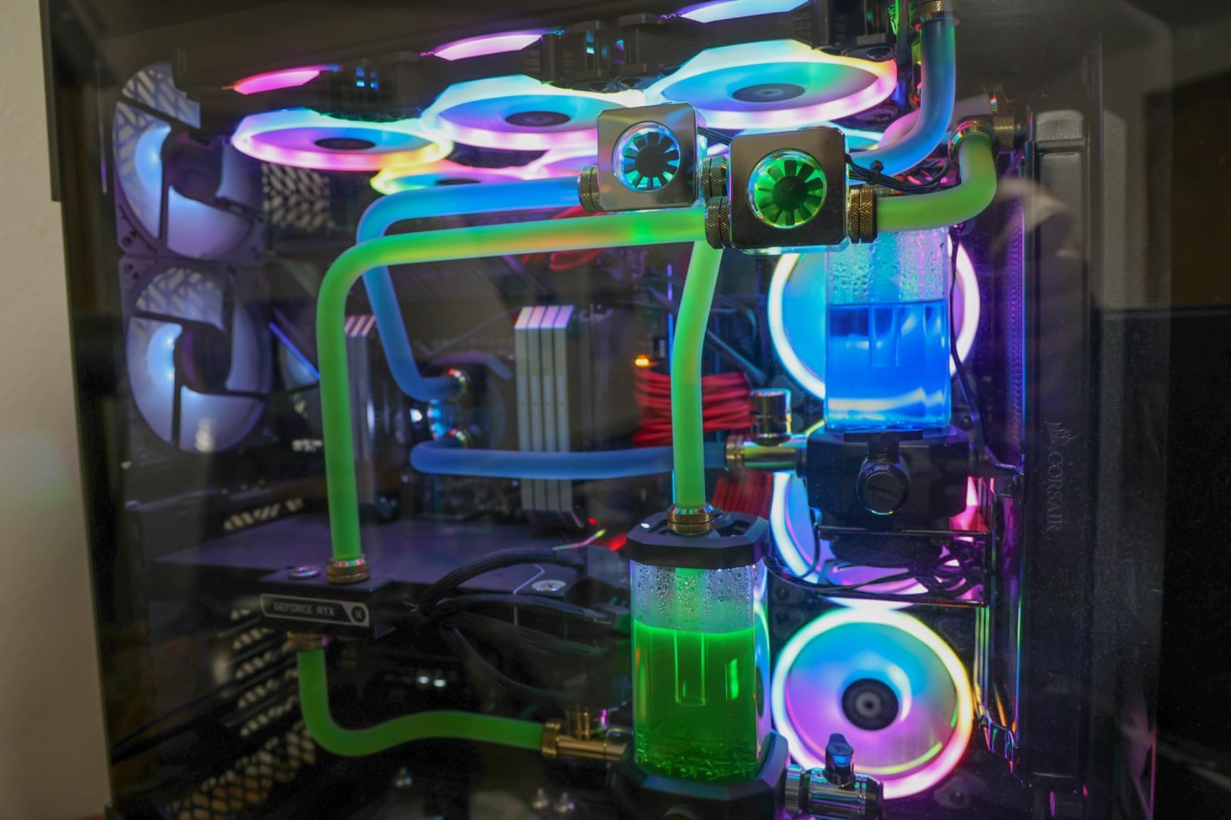 Cooler Master HAF 700 E-ATX High Airflow PC Case, Mesh Front Panel, Dual 200mm Sickleflow Customizable ARG Fans, 1 x USB 3.2 gen 2 Type C, 4 x USB 3.2 gen 1 (3.0) (H700-IGNN-S00) customer photo 1