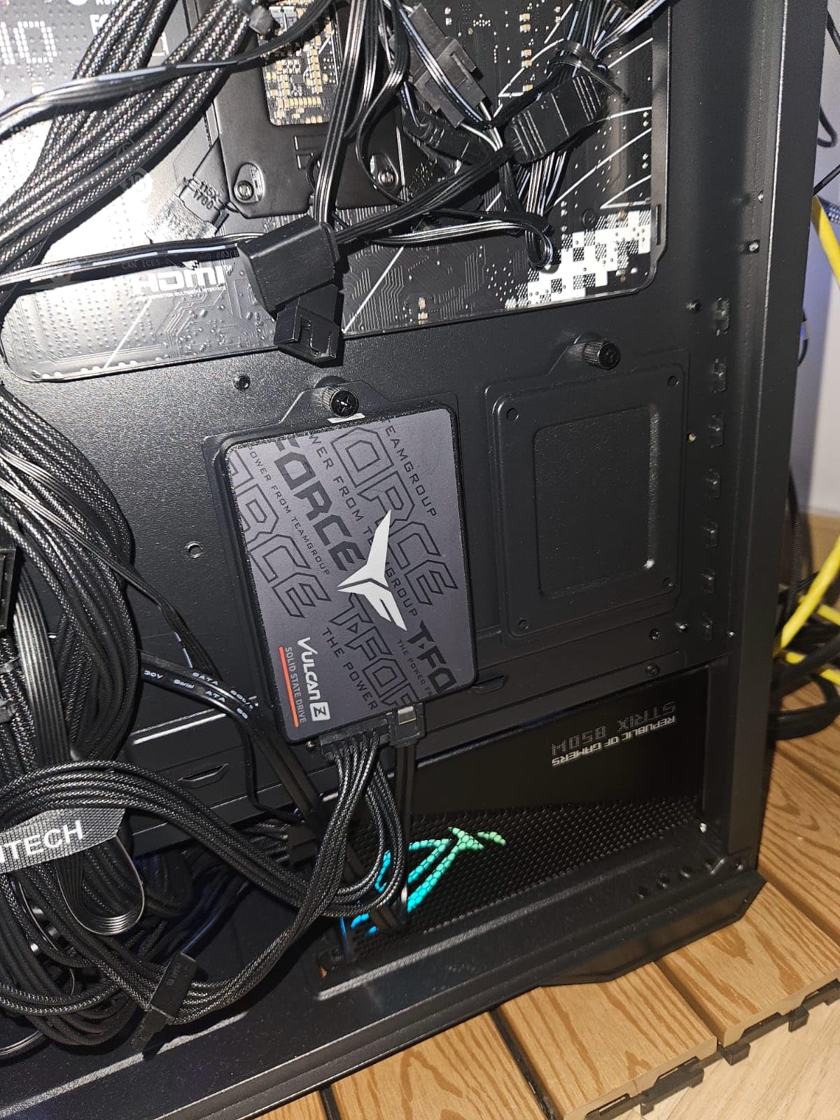 TEAMGROUP T-Force Vulcan Z 512GB SLC Cache 3D NAND TLC 2.5 Inch SATA III Internal Solid State Drive SSD (R/W Speed up to 530/470 MB/s) T253TZ512G0C101 customer photo 2