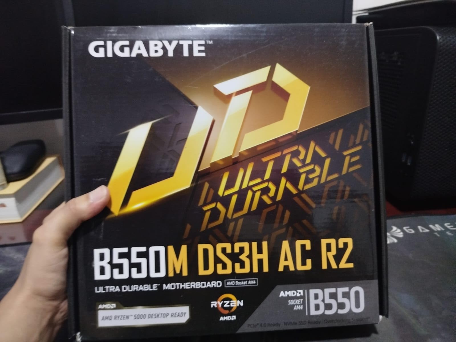 GIGABYTE B550M K AMD AM4 Micro-ATX Motherboard, Supports Ryzen 5000/4000/3000 Series Processors, DDR4, 3+3 Power Phase, 2X M.2, PCIe 4.0, USB 3.2 Gen 1, GbE LAN, Q-Flash customer photo 2