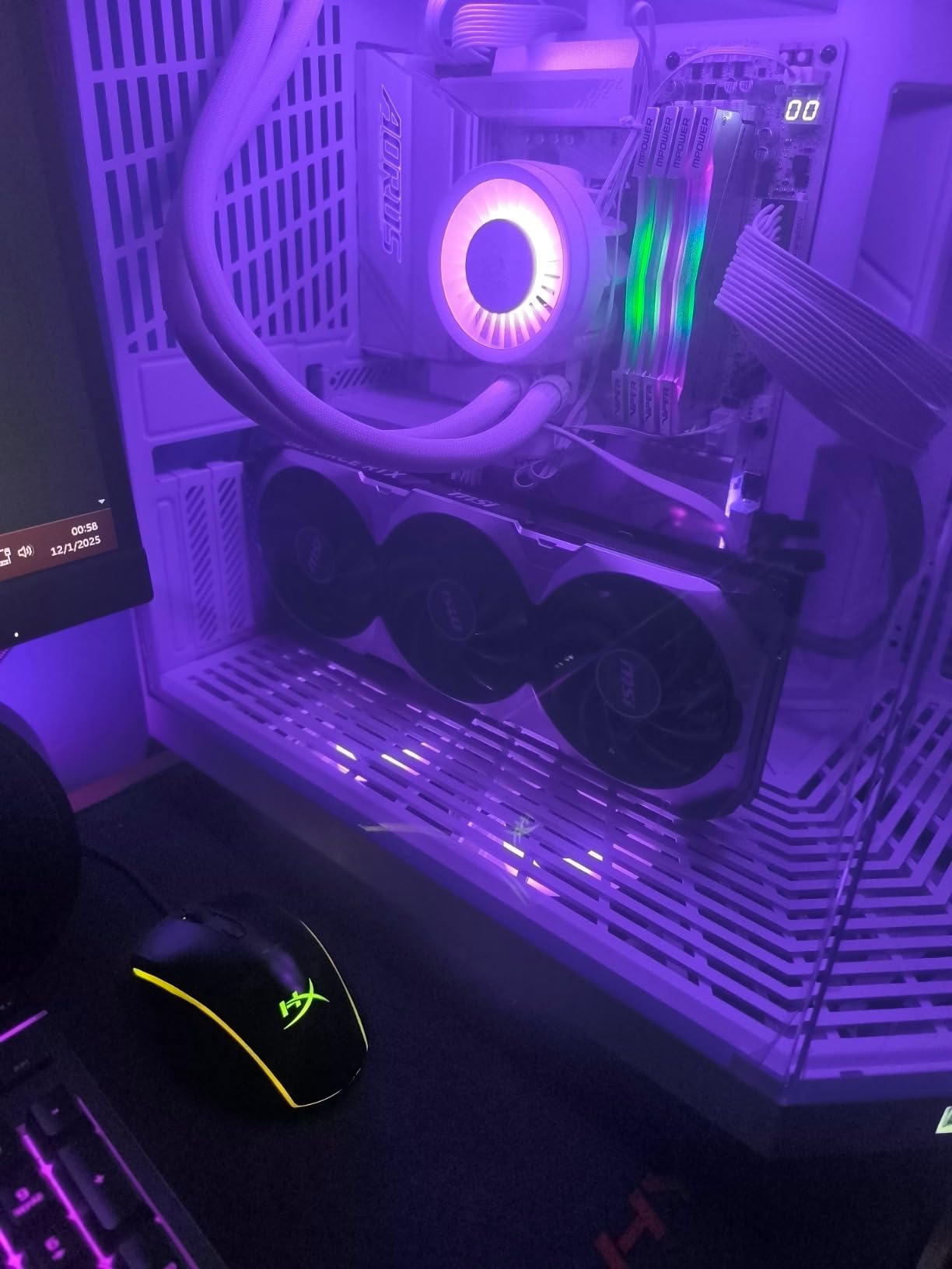 MSI Gaming GeForce RTX 4060 Ti 8GB GDRR6 Extreme Clock: 2580 MHz 128-Bit HDMI/DP Nvlink TORX Fan 4.0 Ada Lovelace Architecture customer photo 1