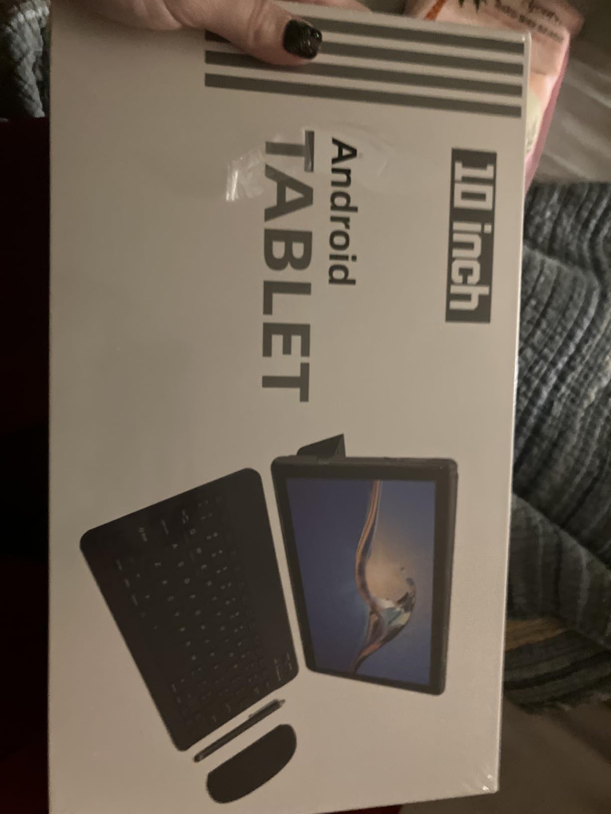 Android 15 Tablet 10 Inch, 20GB RAM+128GB ROM/2TB Expandable, 2.0GHz Quad-core Processor, 1280*800 HD Screen, 5G WiFi6 BT 5.0, 2 in 1 Tablets with Keyboard Case Mouse Stylus, Widevine L1 Black customer photo 2