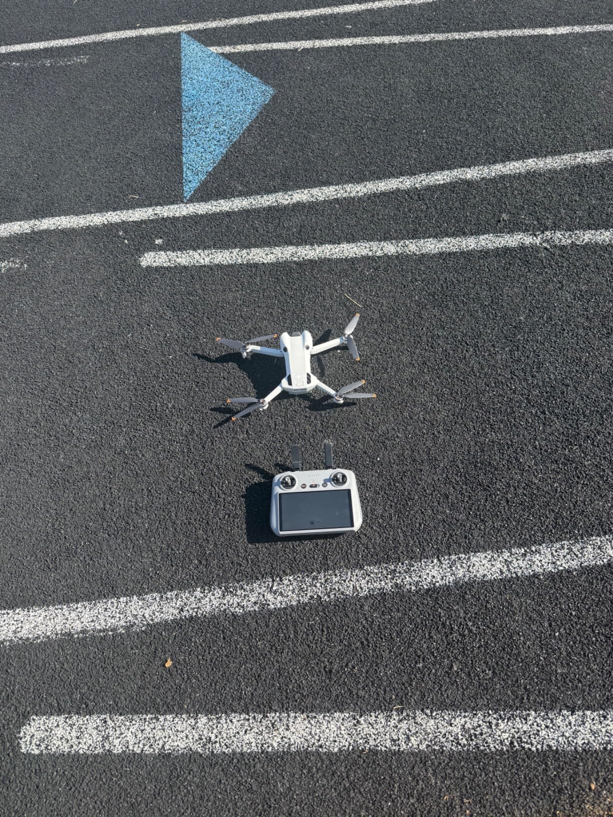 DJI Mini 4 Pro Folding Drone with RC 2 Remote Fly More Combo customer photo 1