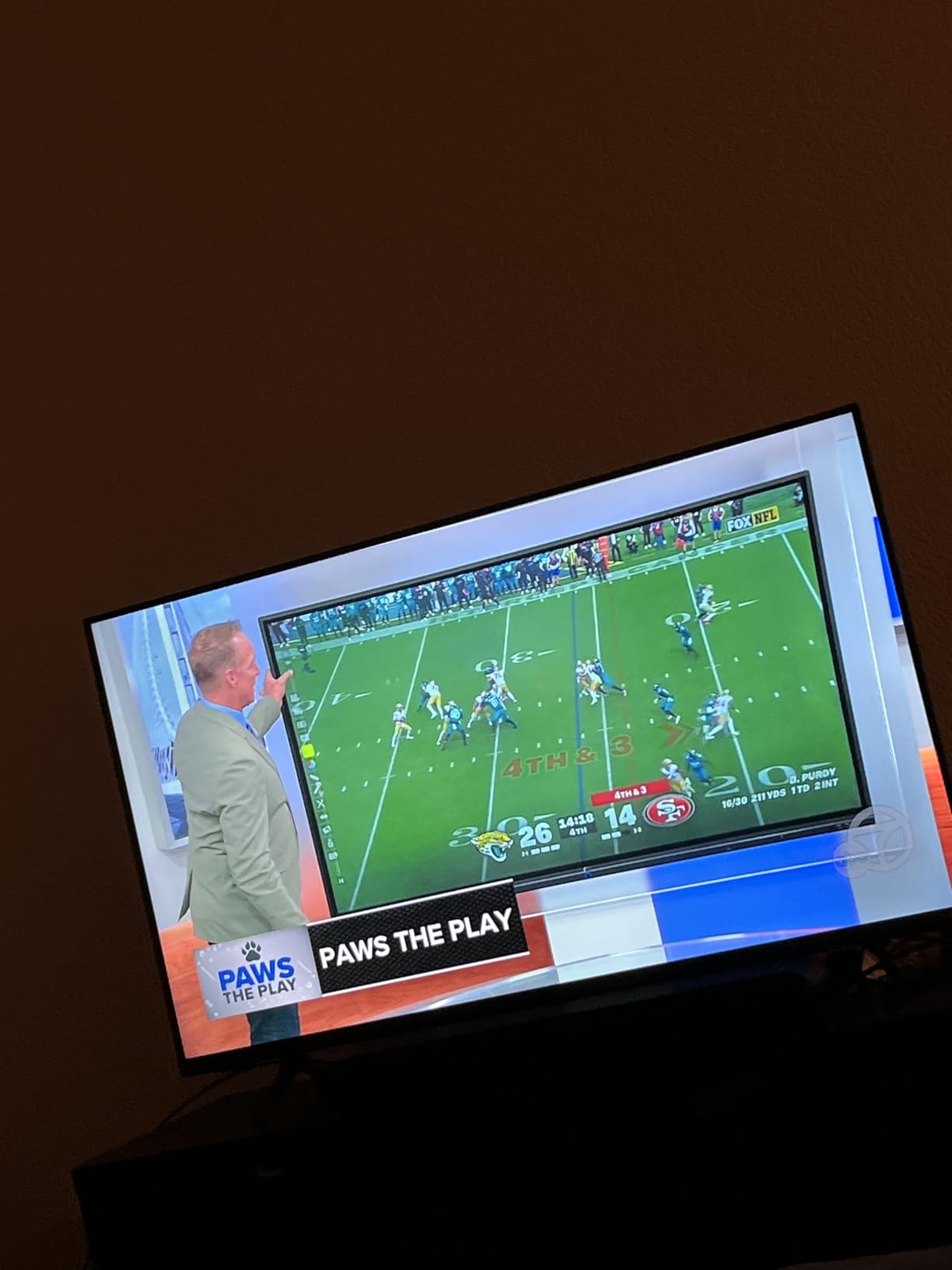 VIZIO 43-inch 4K UHD LED Smart TV w/Dolby Vision HDR, DTS Virtual: X, Alexa Compatibility, Chromecast Built-in, Bluetooth Headphone Capable (V4K43M-08) (Renewed) customer photo 1