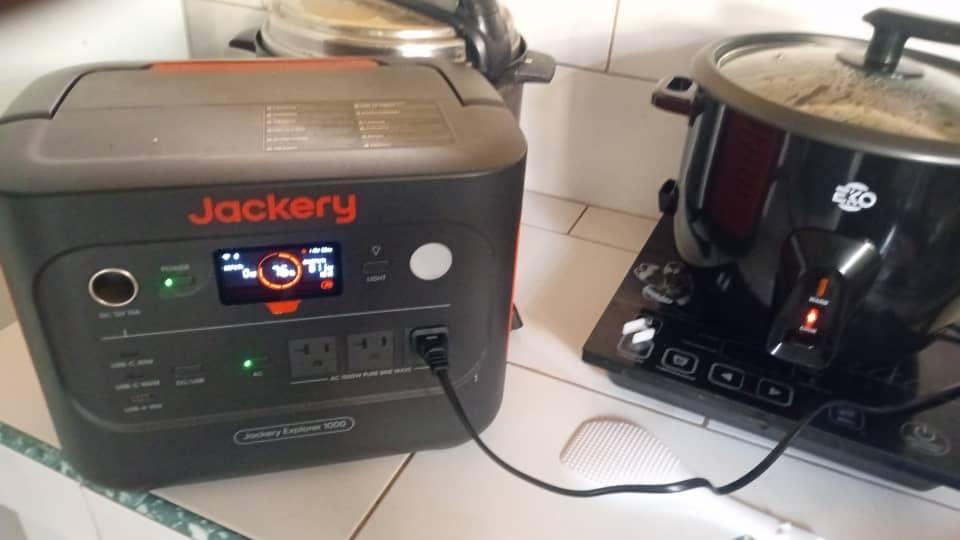 Jackery Explorer 1000 v2 Portable Power Station, 1070Wh LiFePO4 Battery, 1500W AC/100W USB-C Output, 1 Hr Fast Charge, Solar Generator customer photo 1