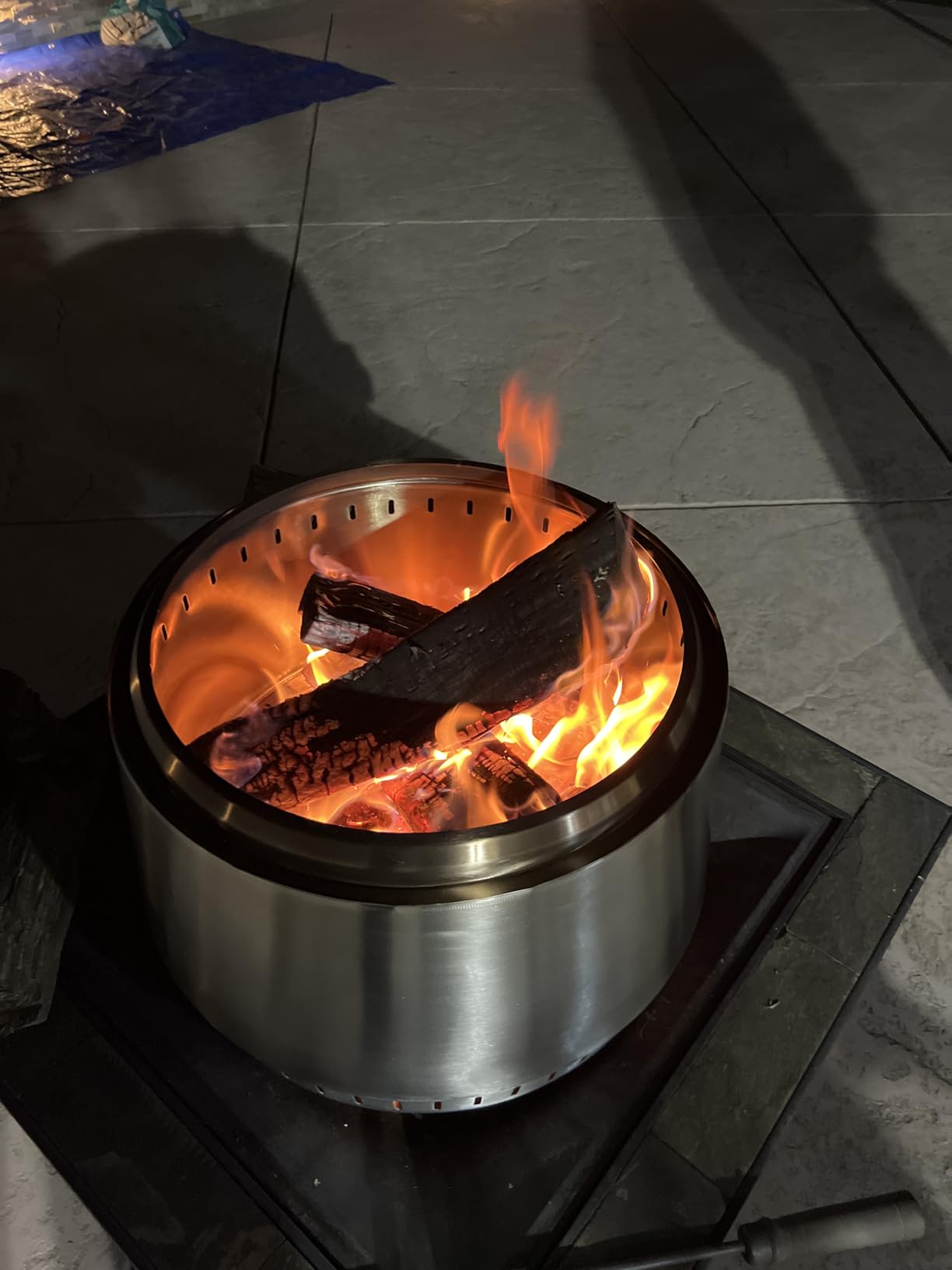 East Oak Fuoco 21 Inch Smokeless Fire Pit, Outdoor Wood Burning Bonfire Firepit with Stand, Removable Ash Pan | Portable Stainless Steel Fireplace with Carrying Bag for Outside, Patio & Backyard customer photo 1