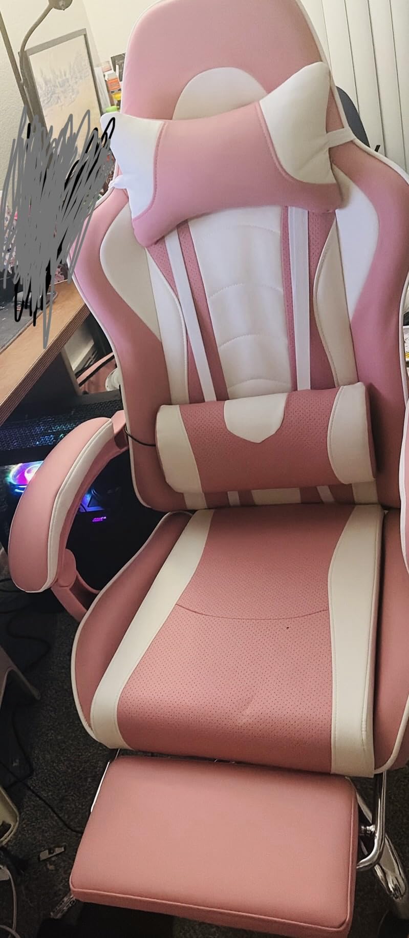 Yaheetech Gaming Chair, Video Game Chair with Massage Lumbar Support and Footrest Height Adjustable Ergonomic Computer Gaming Chair with Swivel Seat and Headrest customer photo 1