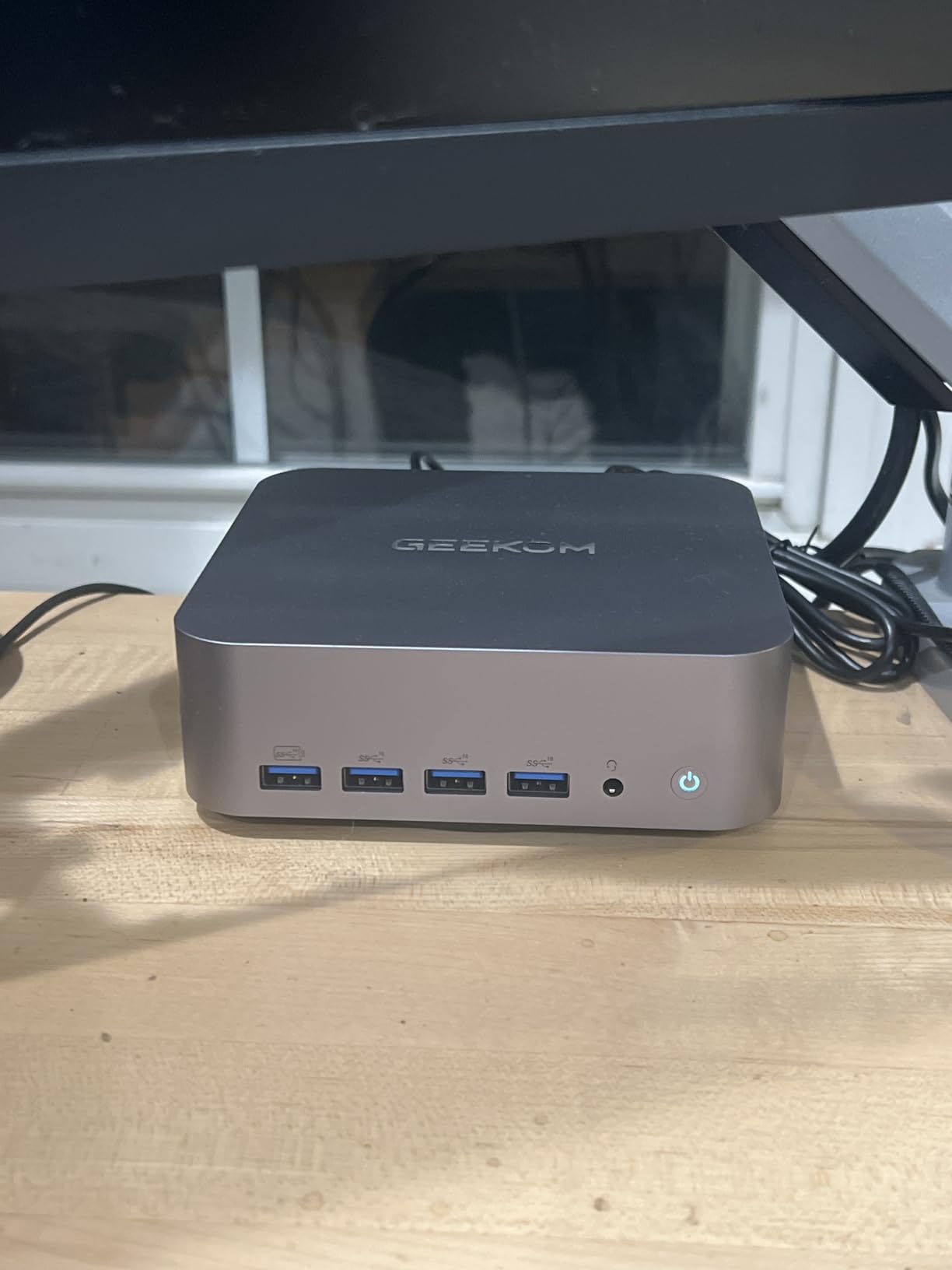 GT1 Mega AI Mini PC with 14th Gen Intel Ultra 9 185H, 16GB DDR5(Up to 96GB), 1TB NVMe SSD, Mini Desktop Computer Windows 11 Pro, Intel Arc GPU/Dual 2.5G LAN/WiFi 7/BT 5.4/USB4/3-Year Warranty customer photo 2
