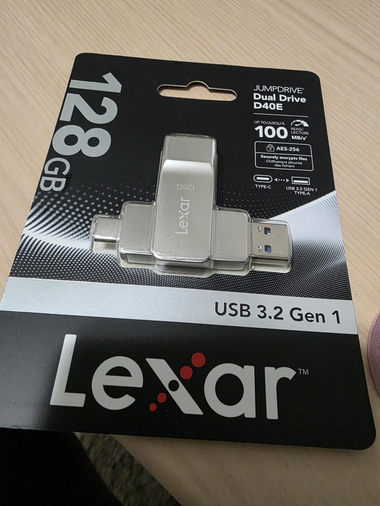 Lexar D40E 128GB Dual USB 3.2 Gen 1 Type-C Jump Drive, USB-C Flash Metal Housing Swivel Design Thumb Drive (Champagne Silver) customer photo 1