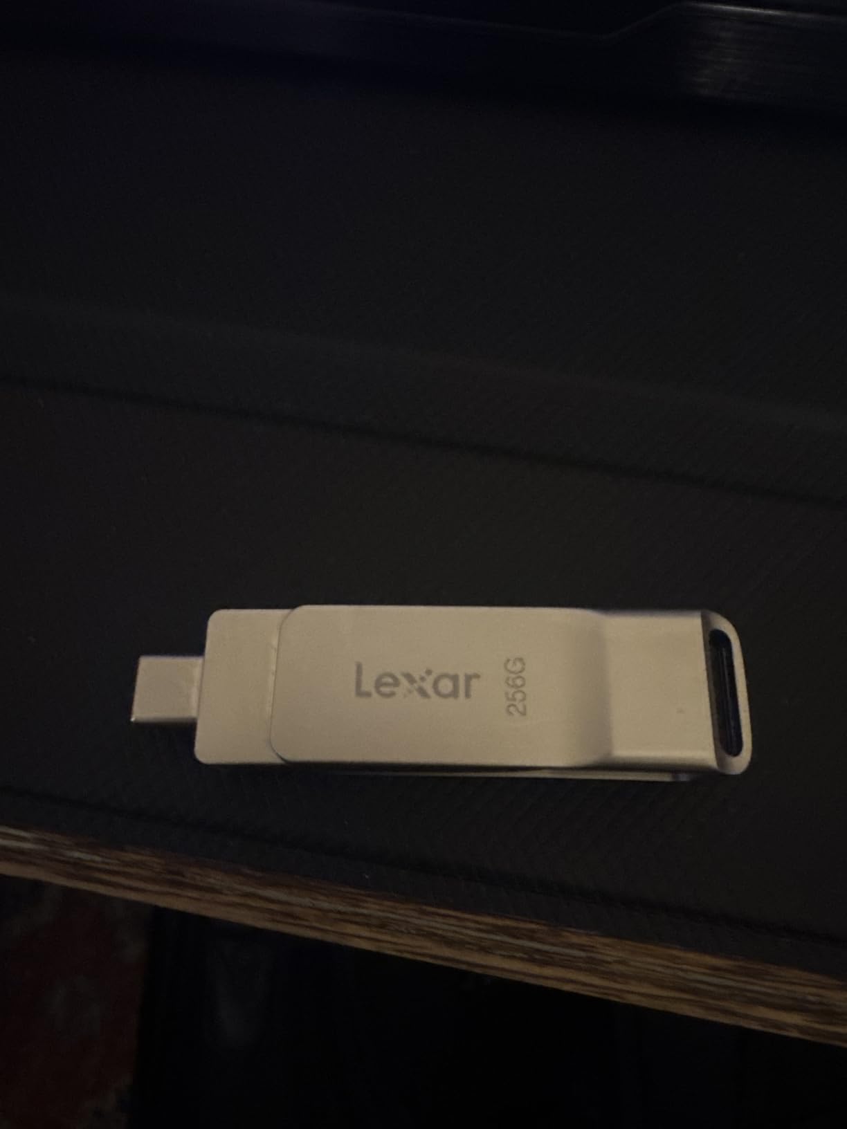 Lexar D40E 128GB Dual USB 3.2 Gen 1 Type-C Jump Drive, USB-C Flash Metal Housing Swivel Design Thumb Drive (Champagne Silver) customer photo 2