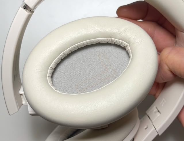 Q11i Wireless Over-Ear Bluetooth Headphones by Anker, Deep Bass, 60H Playtime, Hi-Res Audio, Detachable Ear Cushions, Multipoint Connection customer photo 2