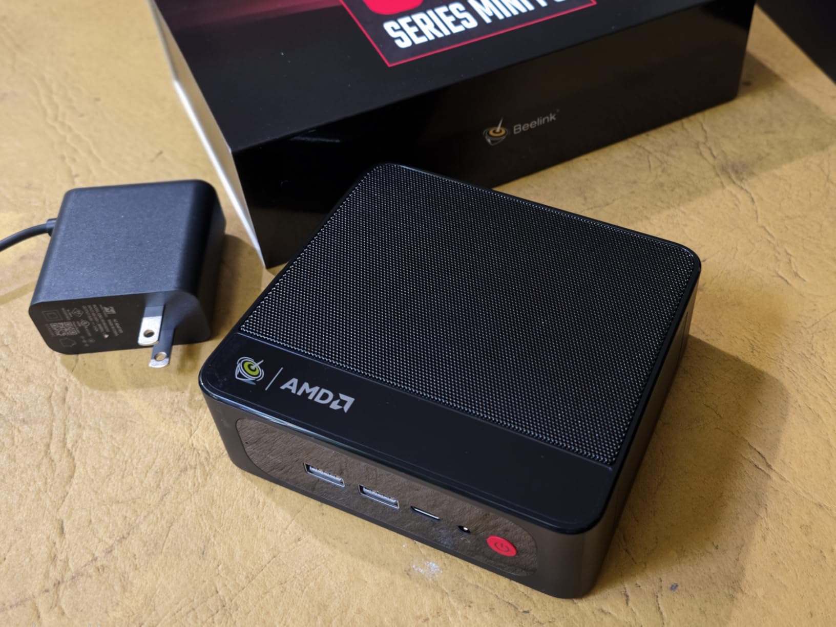 Beelink EQR7 Mini PC, AMD Ryzen 7 7735HS(6nm, 8C/16T) up to 4.75GHz, Mini Computer 24GB LPDDR5 RAM 500GB M.2 PCIe 4.0 SSD, Micro PC 4K@60Hz Dual Display, Built-in PSU Copilot WiFi6/BT5.2/1000Mbps customer photo 1