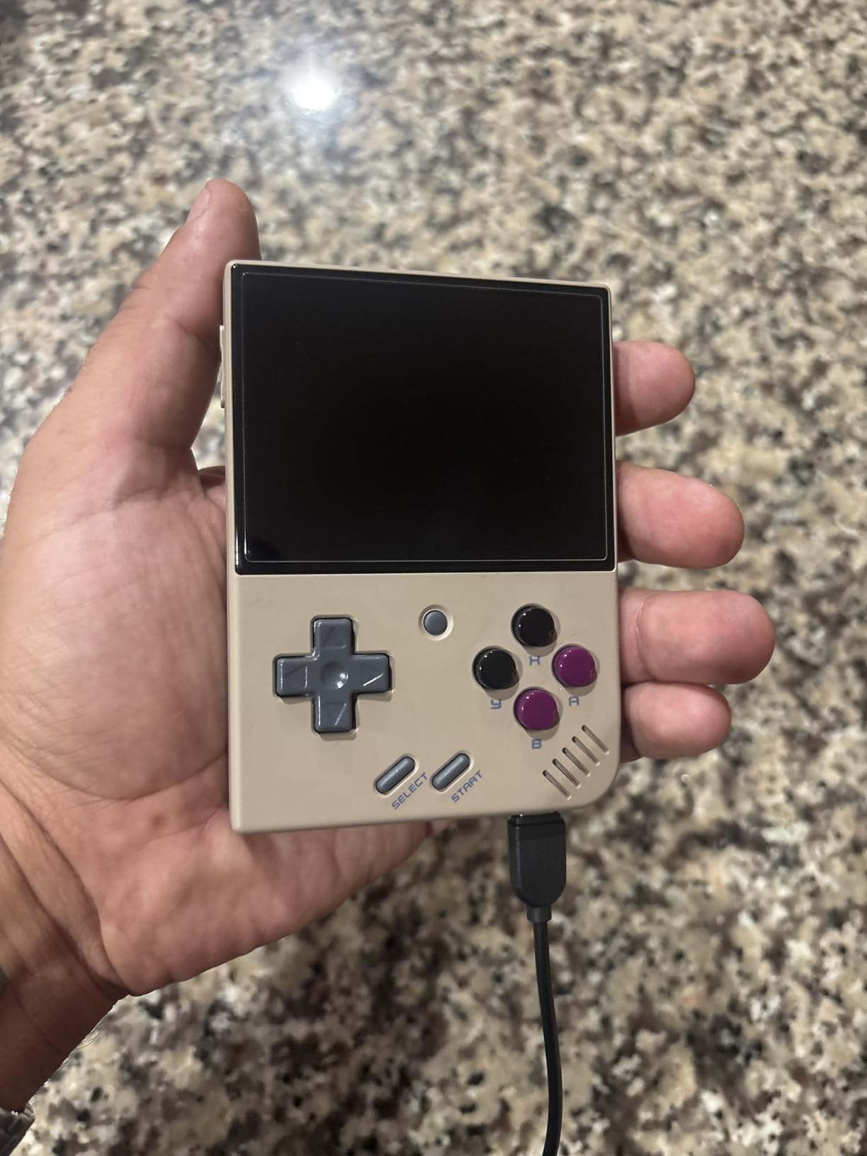 Miyoo Mini Plus with Portable Case Retro Emulator Handheld Game Console Latest Version with WiFi & RTC, 3.5'' 640*480 IPS Screen 3000mAh Battery, Black 64GB customer photo 1