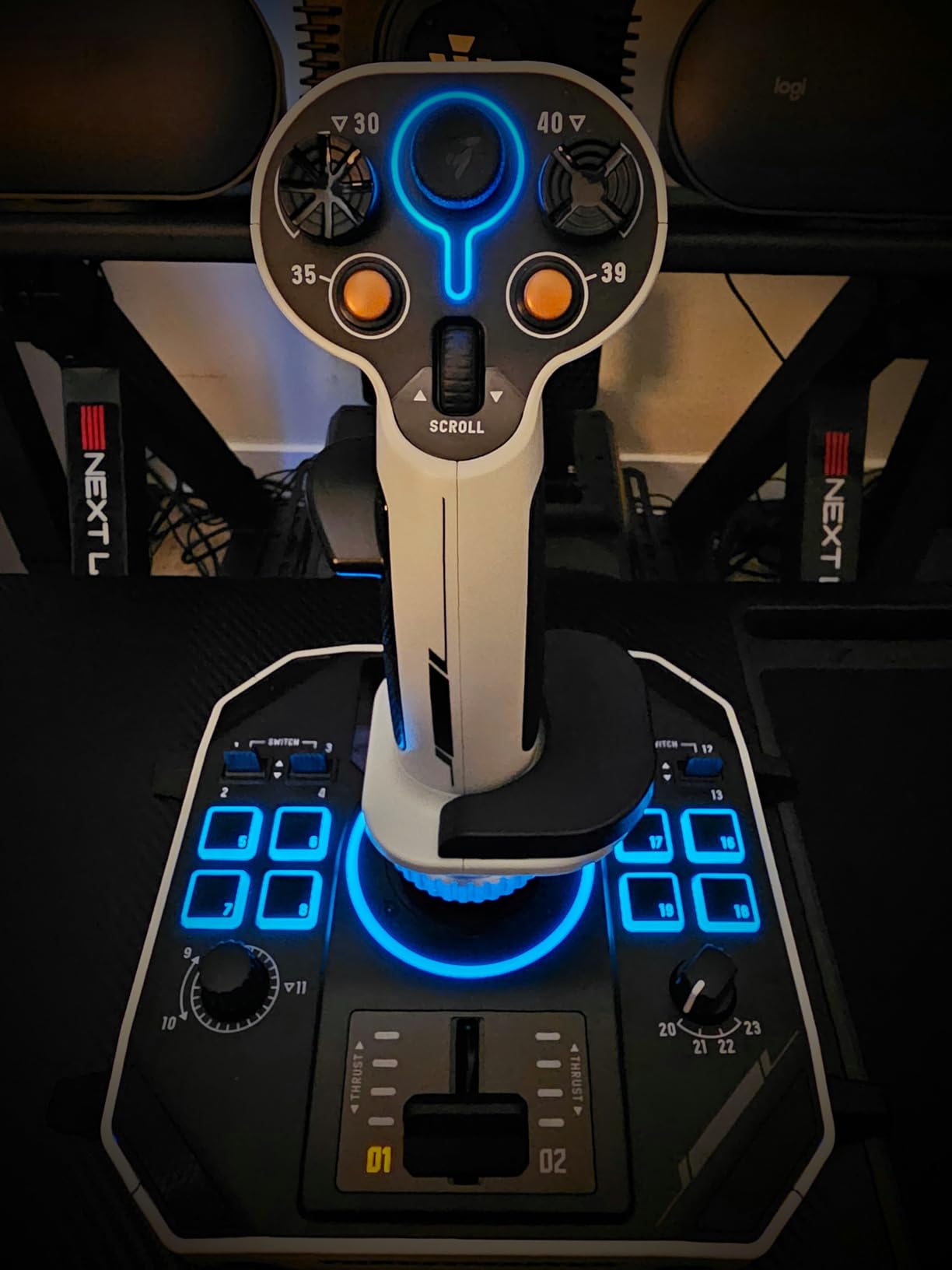 Thrustmaster Sol-R1 Flight Joystick with Hall Effect Technology customer photo 2