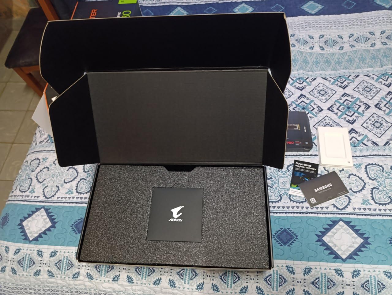 GIGABYTE AORUS GeForce RTX 5080 Master 16G Graphics Card, WINDFORCE Cooling System, 16GB 256-bit GDDR7, GV-N5080AORUS M-16GD Video Card customer photo 2