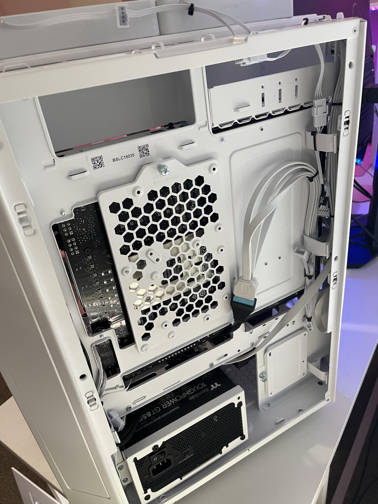 Thermaltake Reactor 9880S Gaming Desktop (AMD Ryzen 7 9800X3D, ToughRam 32GB DDR5 6400MT/s RGB Memory, NVIDIA GeForce RTX 5080, 2TB NVMe M.2, WiFi, Windows 11) T6WT-X870-580-LCS customer photo 2