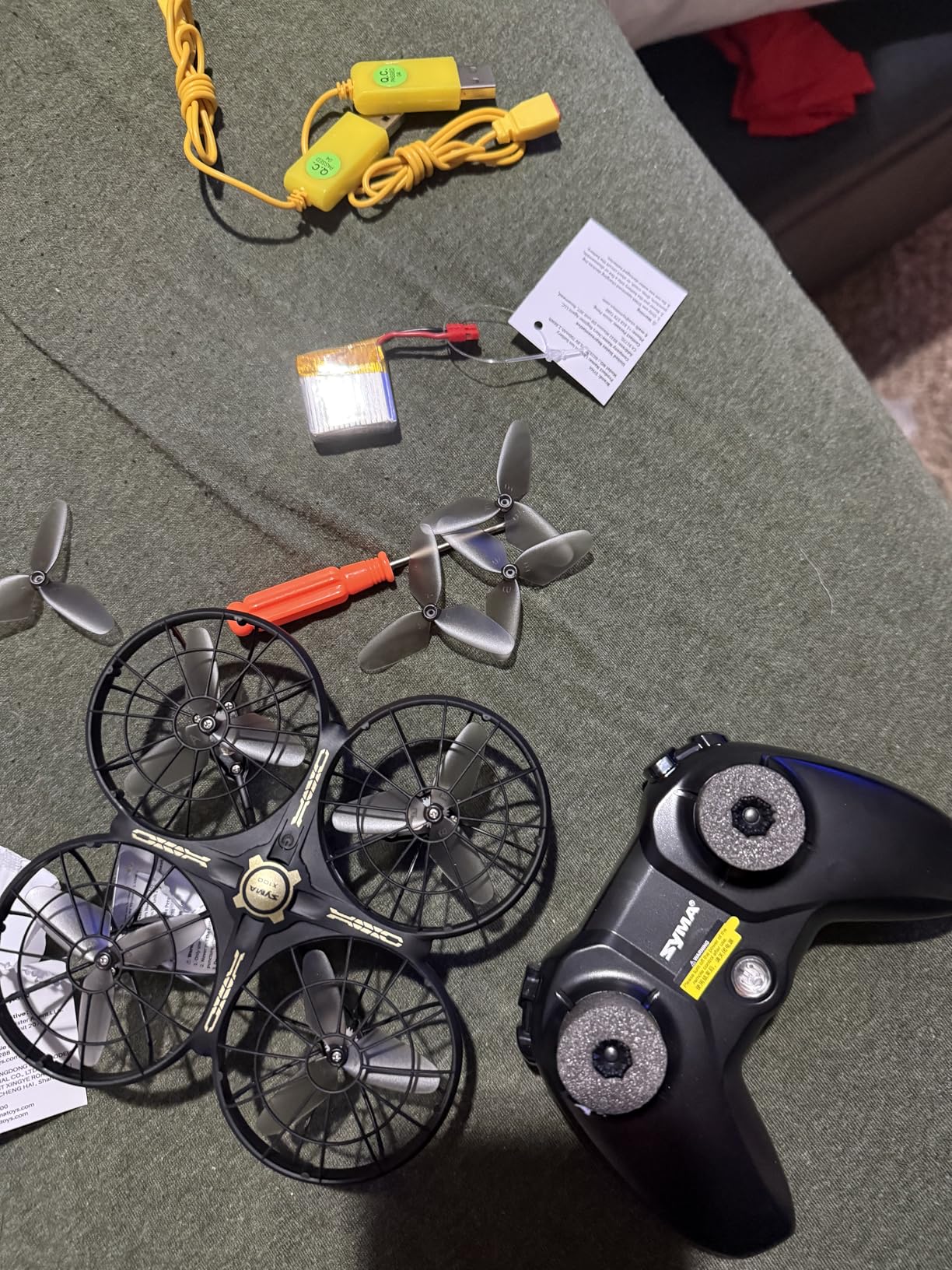 SYMA X100 Indoor Drone for Kids 8-12, Obstacle Avoidance, Full Guard | 20-Min Flight with 2 Batteries, One-key 360° Flips, Altitude Hold and Full Propeller Guard for Safe Indoor Flying customer photo 2