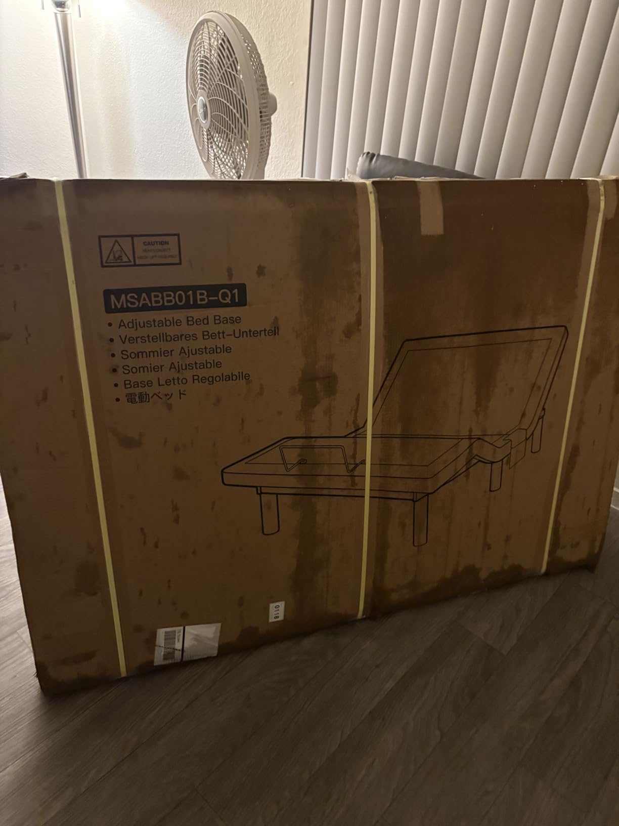 Pipishell Queen Adjustable Bed Frame with Massage, Electric Bed Base with Head & Foot Incline, USB-A & USB-C, LED Under-Bed Lighting customer photo 2