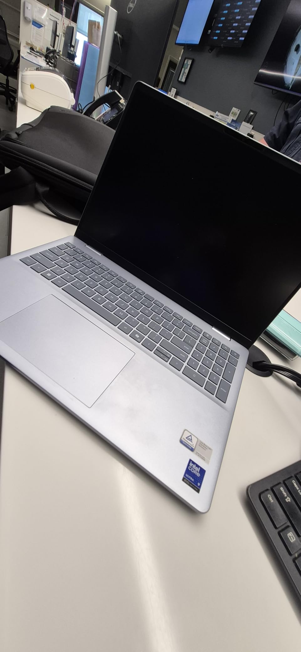 Dell 16 Plus Laptop DB16250-16.0-inch 16:10 2.5K (2560x1600) Display, Intel Core Ultra 7 256V, 16GB LPDDR5X Memory, 1TB SSD, Arc Graphics, Backlit Copilot Key Keyboard, Windows 11 Home customer photo 2