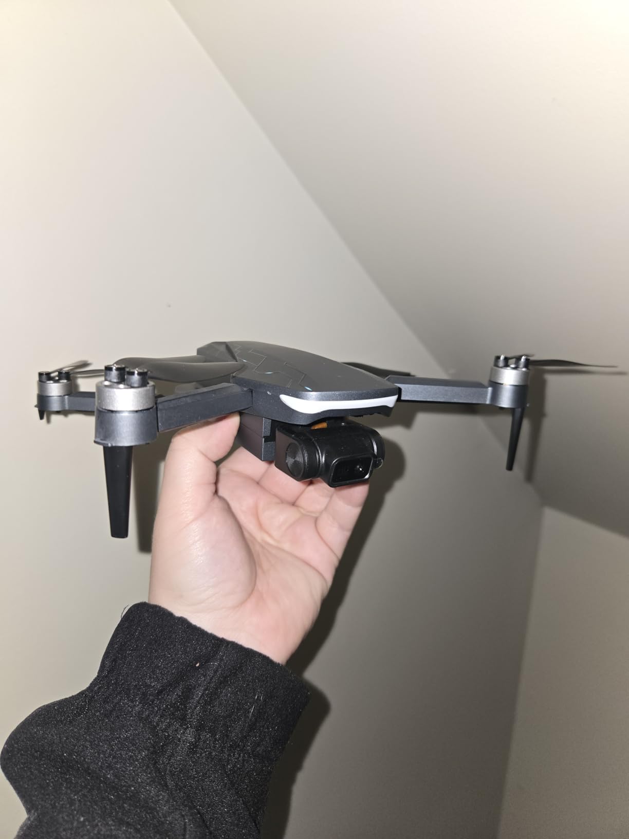 GPS Drone with Camera, 2K HD Drones for Adults, Foldable FPV Drone with GPS Auto Return, Follow Me, Circle Fly, Waypoint Fly, 5G Transmission, Gestures Selfie, Brushless Motor, 2 Batteries customer photo 1